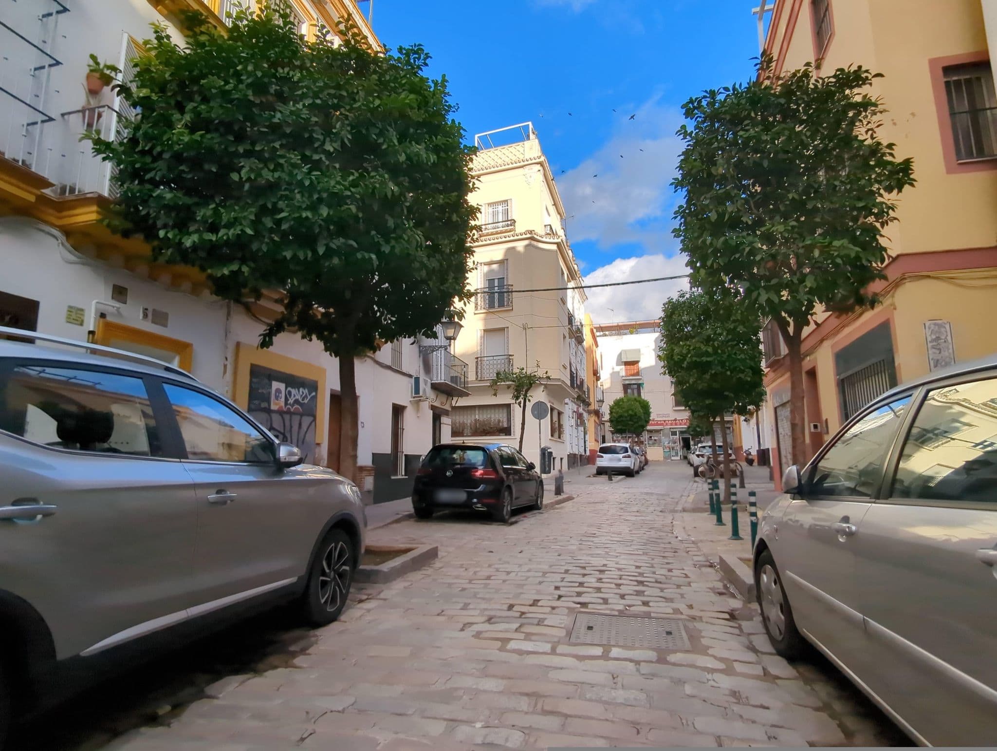 Street view near Malaver 23, Sevilla — © miguel_andrade (CC BY-SA · Mapillary)