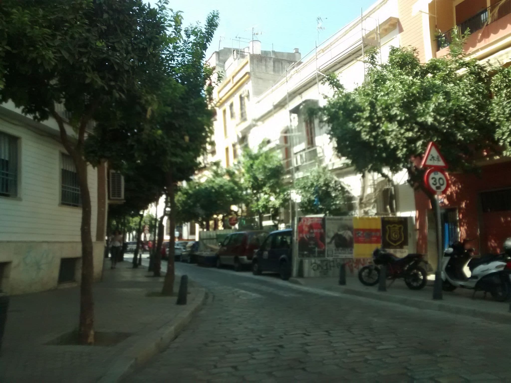 Street view near El Escondite de María, Sevilla — © egofer (CC BY-SA · Mapillary)