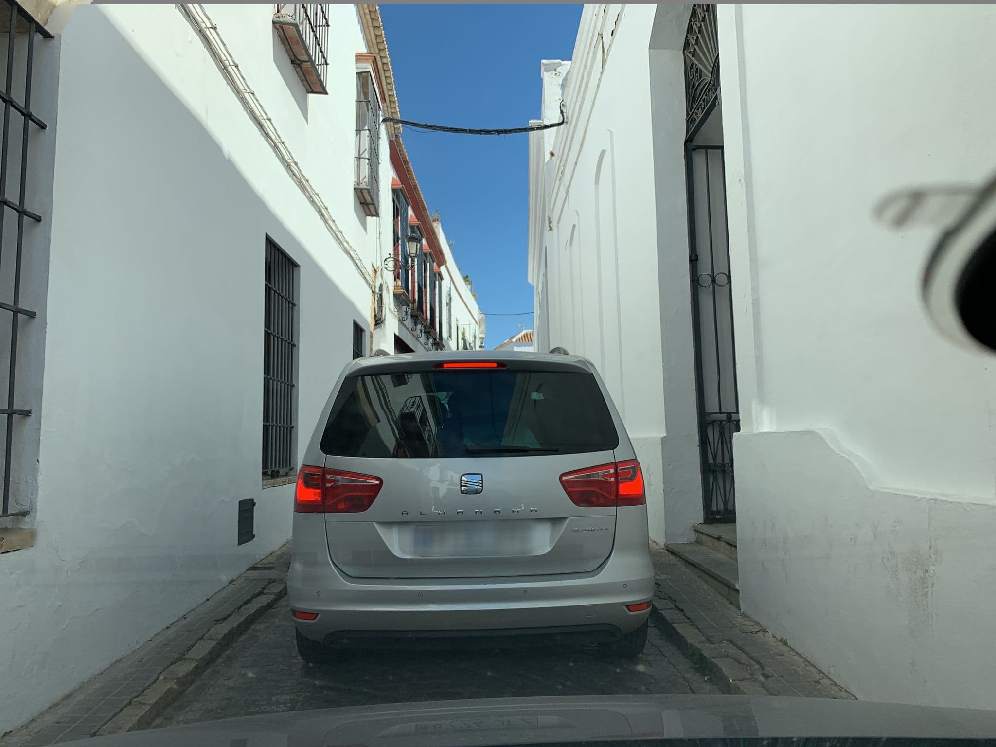 Street view near Frenteabastos Hostel & Suites, Carmona — © rainerup (CC BY-SA · Mapillary)