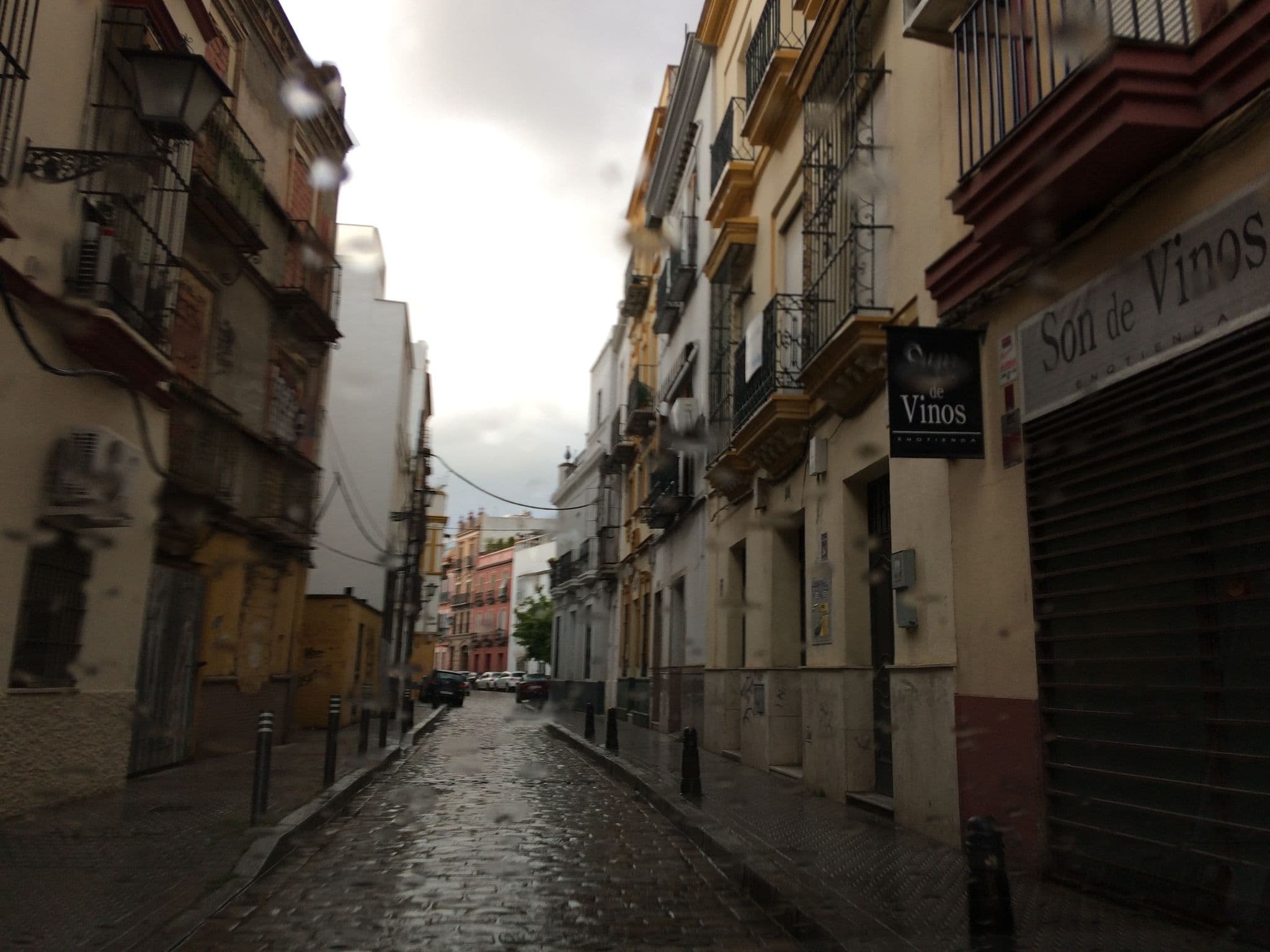 Street view near Apartment Alacas Sevilla, Sevilla — © klaberlang (CC BY-SA · Mapillary)