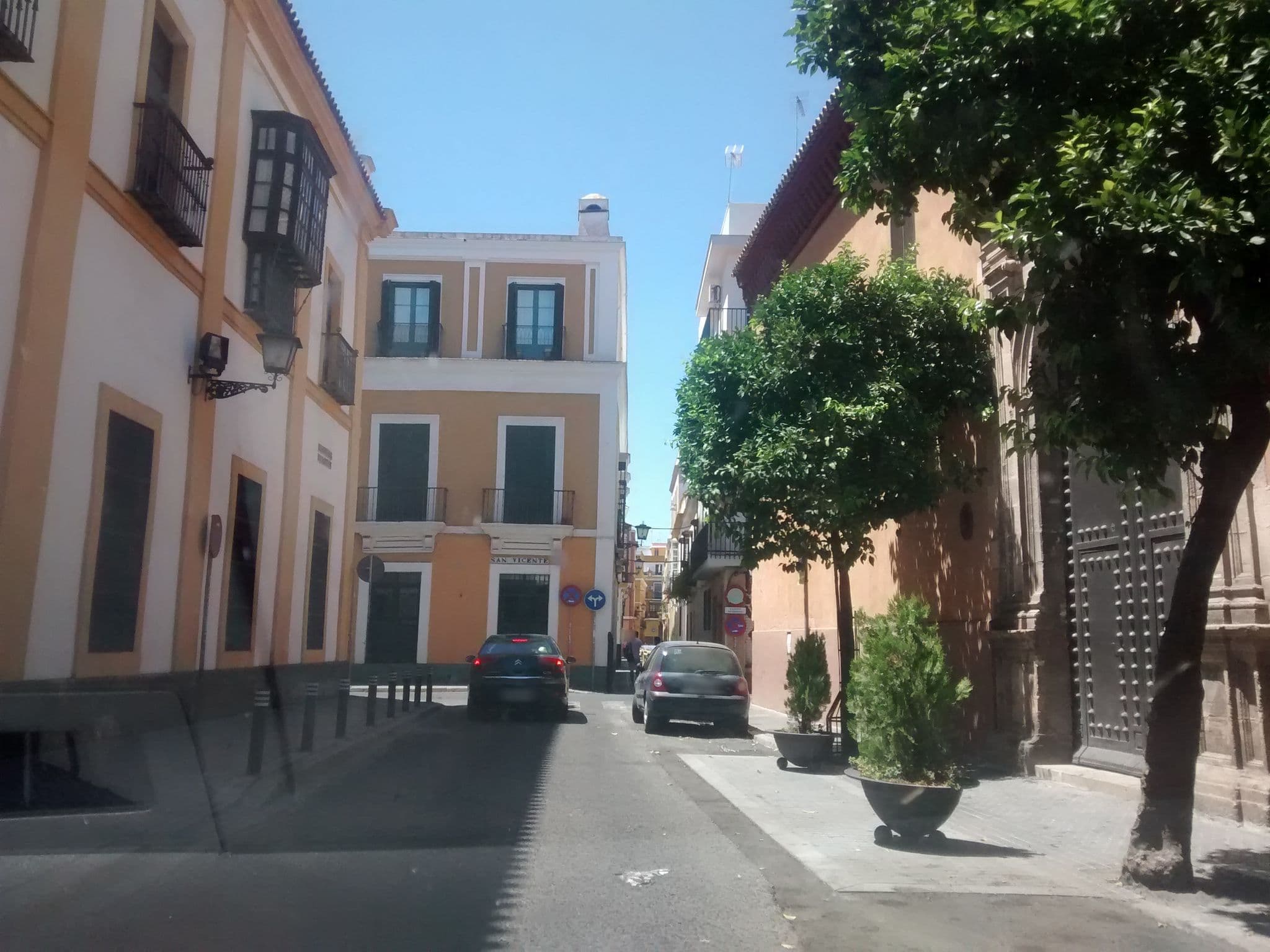 Street view near Friendly Rentals Tempa Museo, Sevilla — © erielkhan (CC BY-SA · Mapillary)