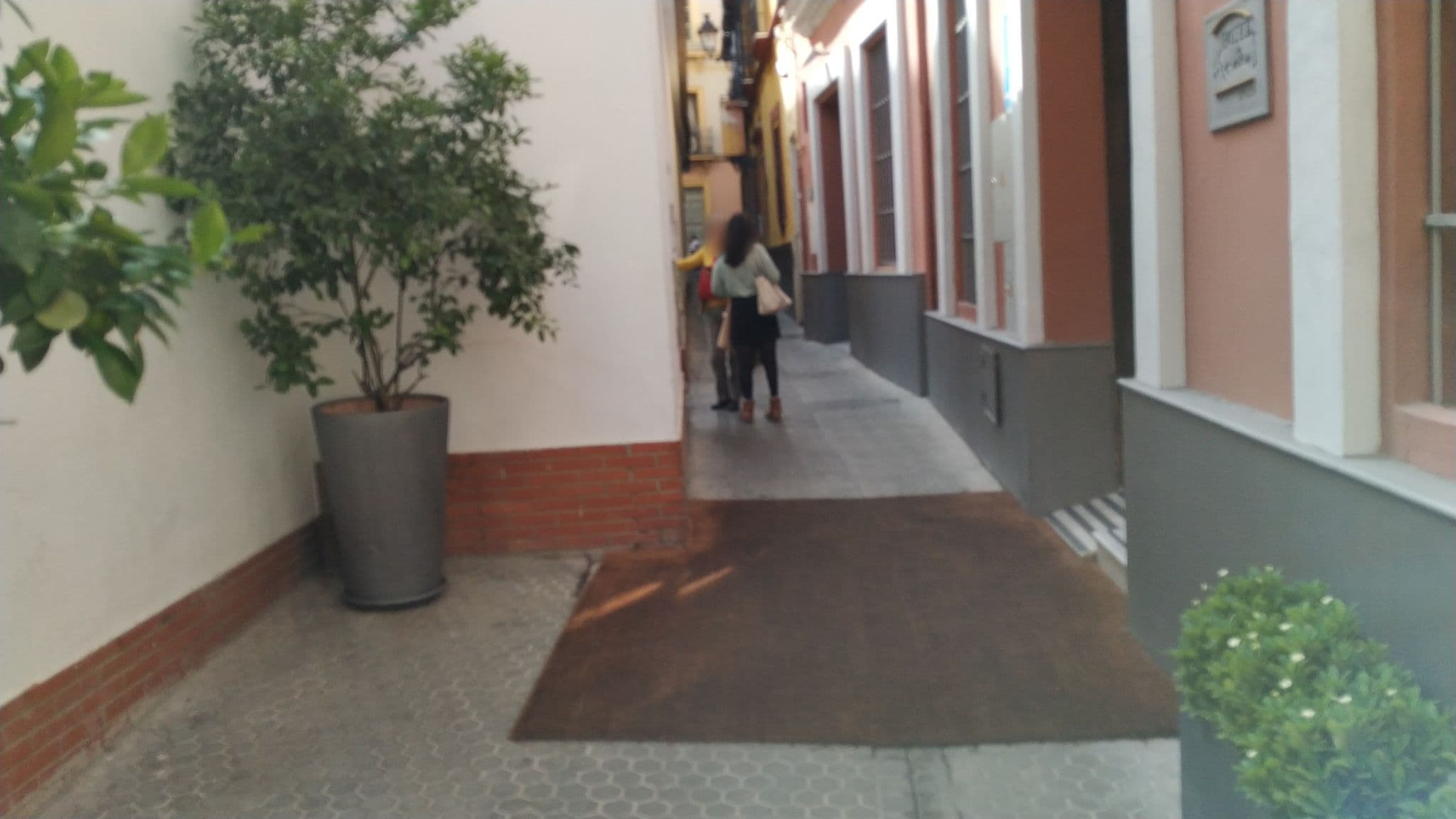 Street view near Sevilla Central Suites Apartamentos Fabiola, Sevilla — © filohipo (CC BY-SA · Mapillary)