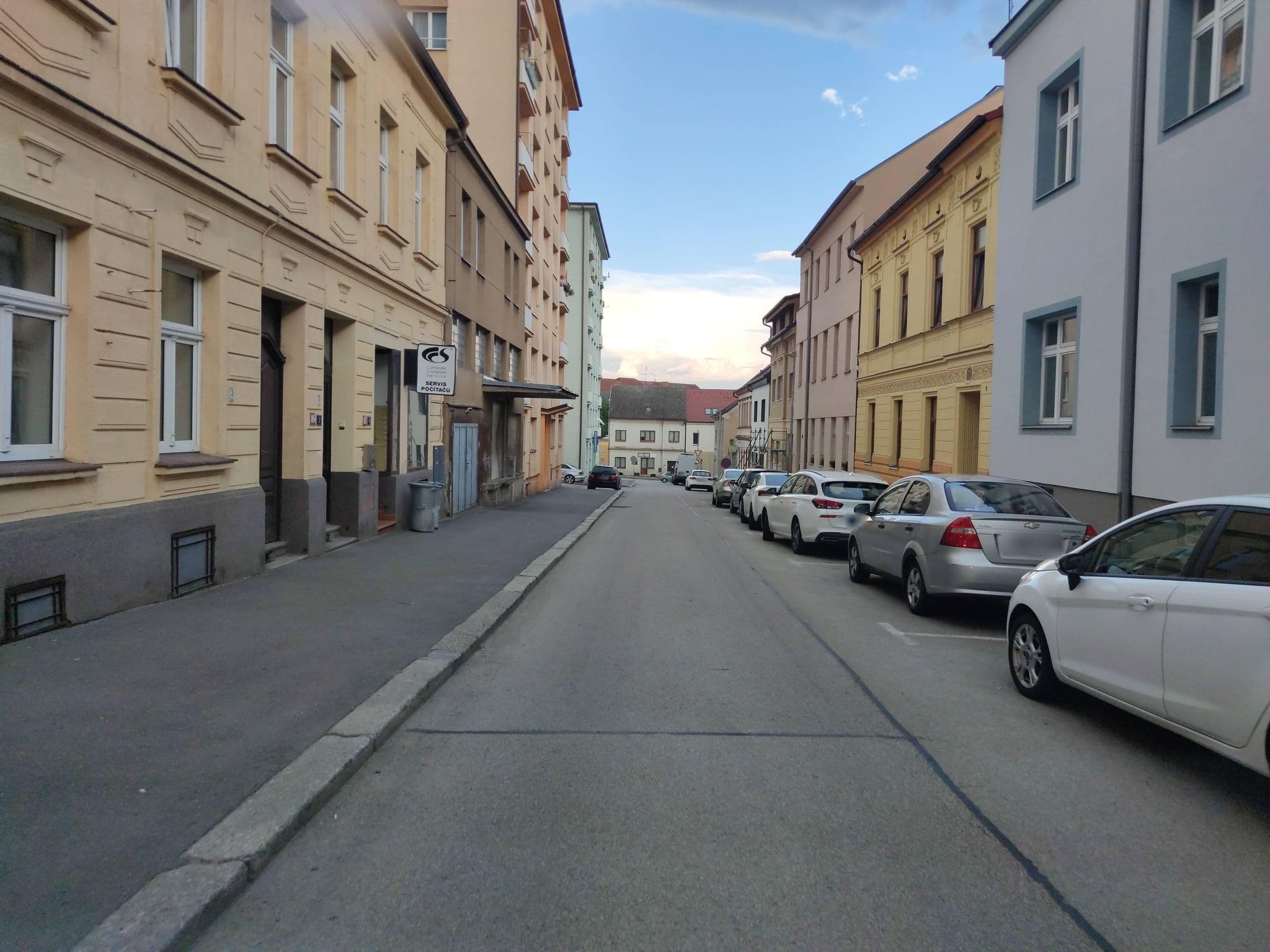 Street view near Vojenské ubytovací zařízení, Tábor — © martinpoljak (CC BY-SA · Mapillary)