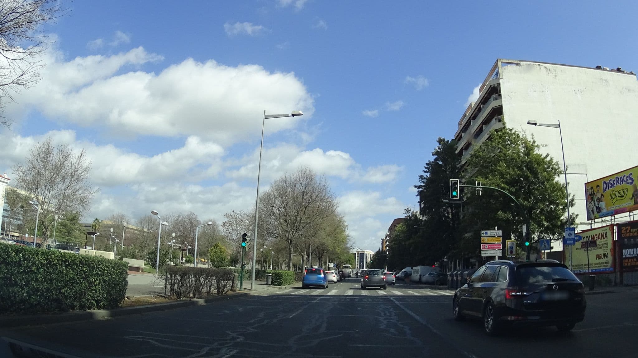 Street view near Roof Top Pool And Terrace, Córdoba — © robertogeb (CC BY-SA · Mapillary)