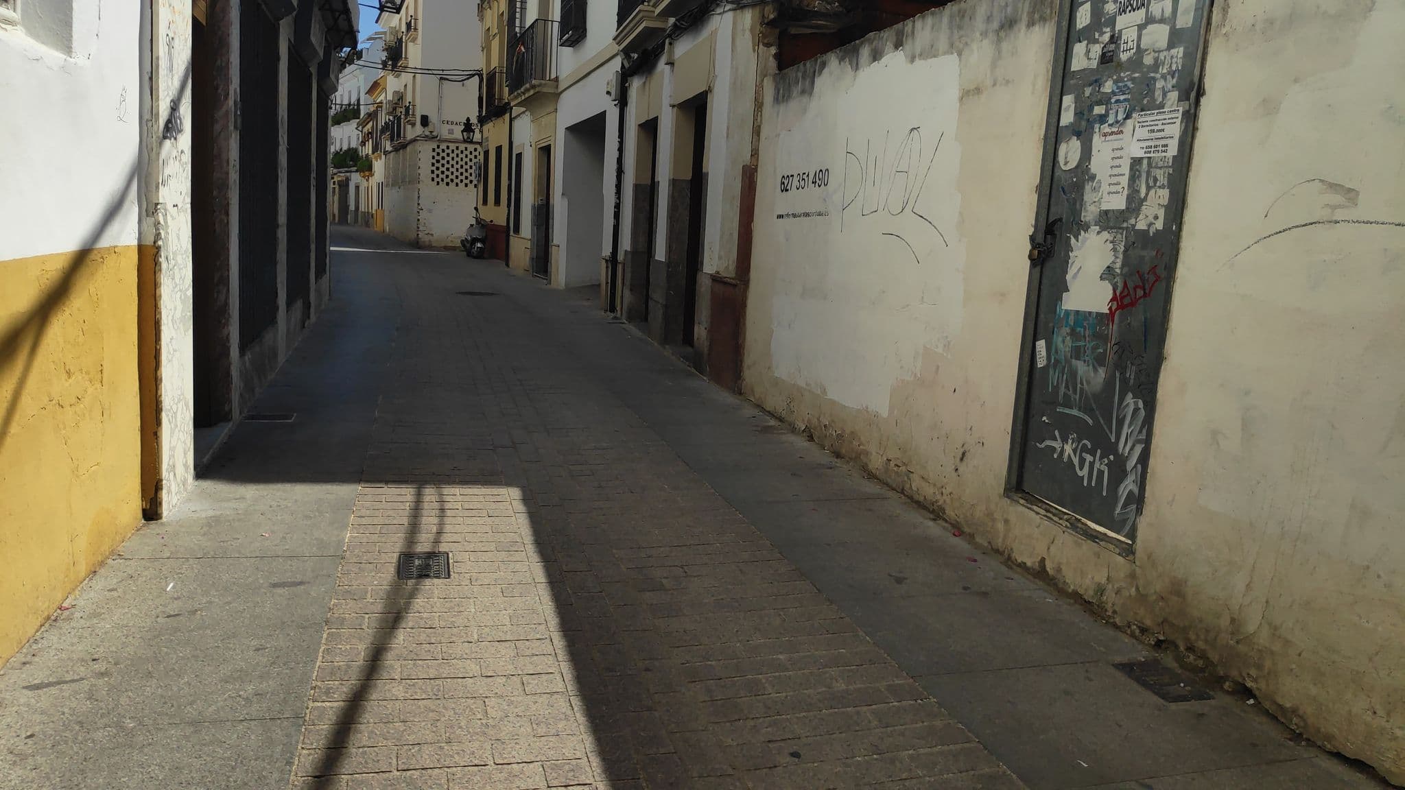 Street view near Apartamentos Terraluna, Córdoba — © marcuscalabresus (CC BY-SA · Mapillary)