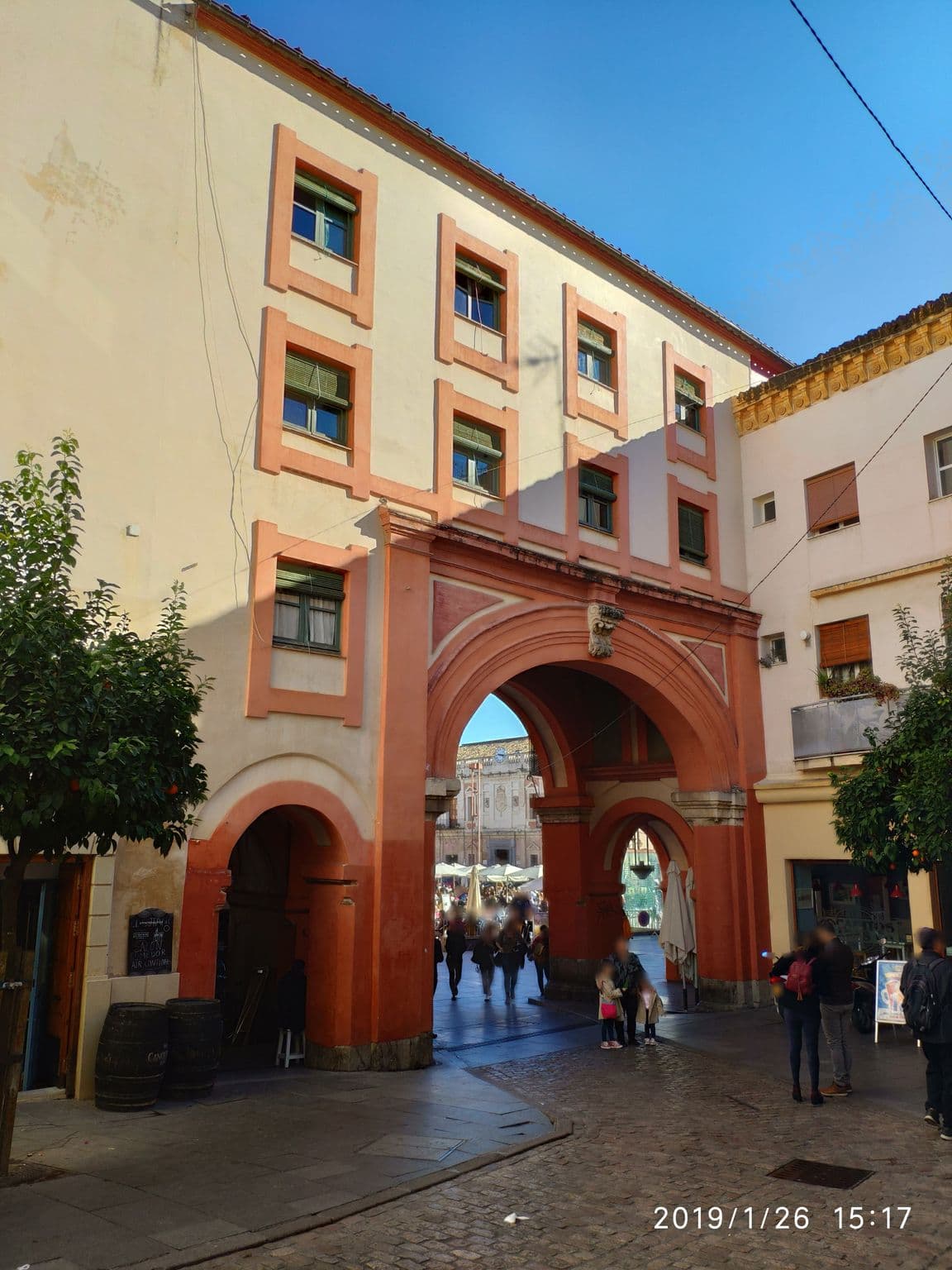 Street view near Hostal Trotamundo, Córdoba — © km2bp (CC BY-SA · Mapillary)