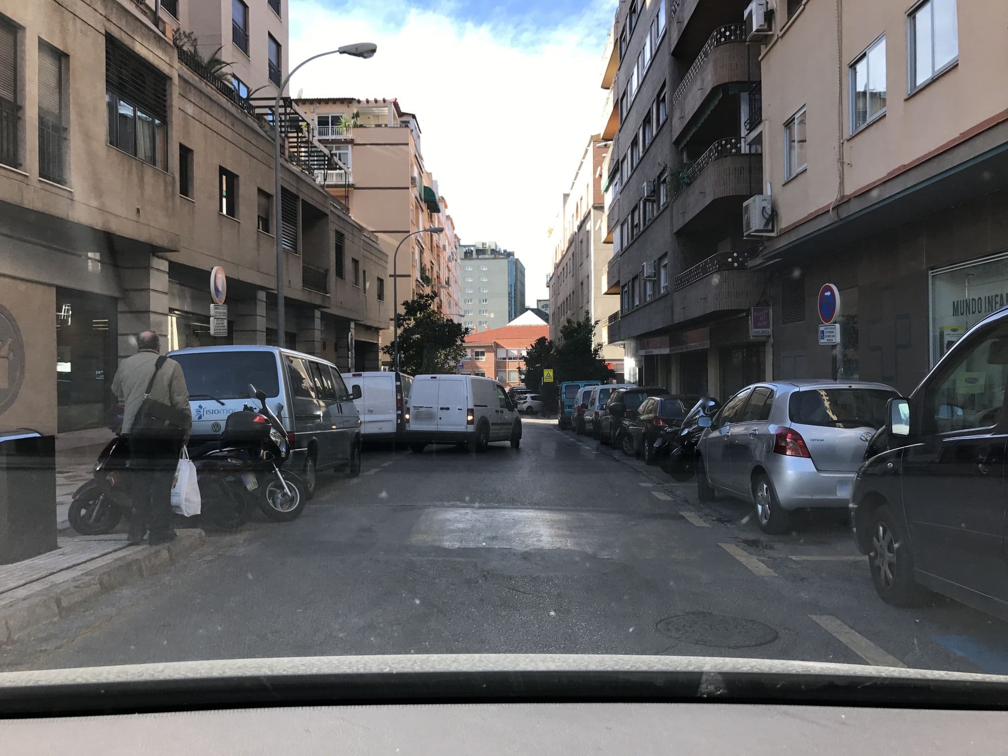Street view near Rock and Suites Granada, Granada — © rainerup (CC BY-SA · Mapillary)
