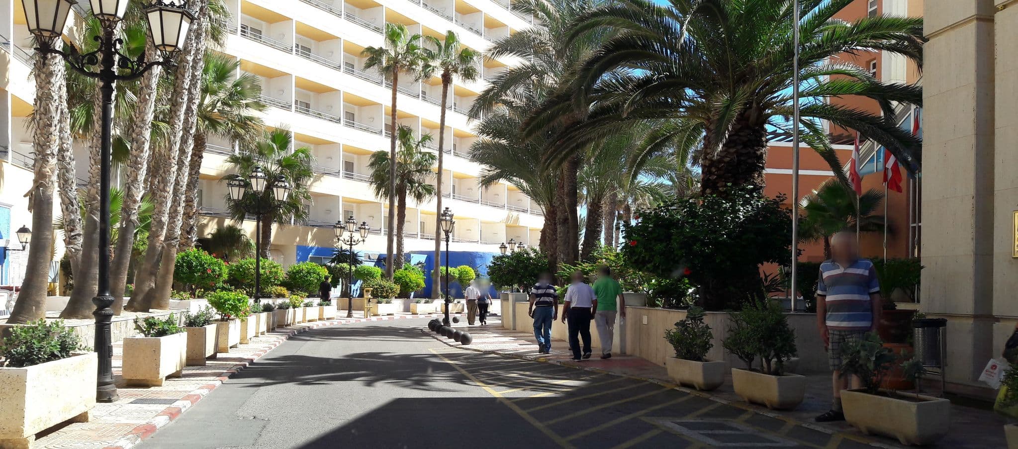 Street view near Playacapricho Hotel 4*, Roquetas de Mar — © teddy73 (CC BY-SA · Mapillary)