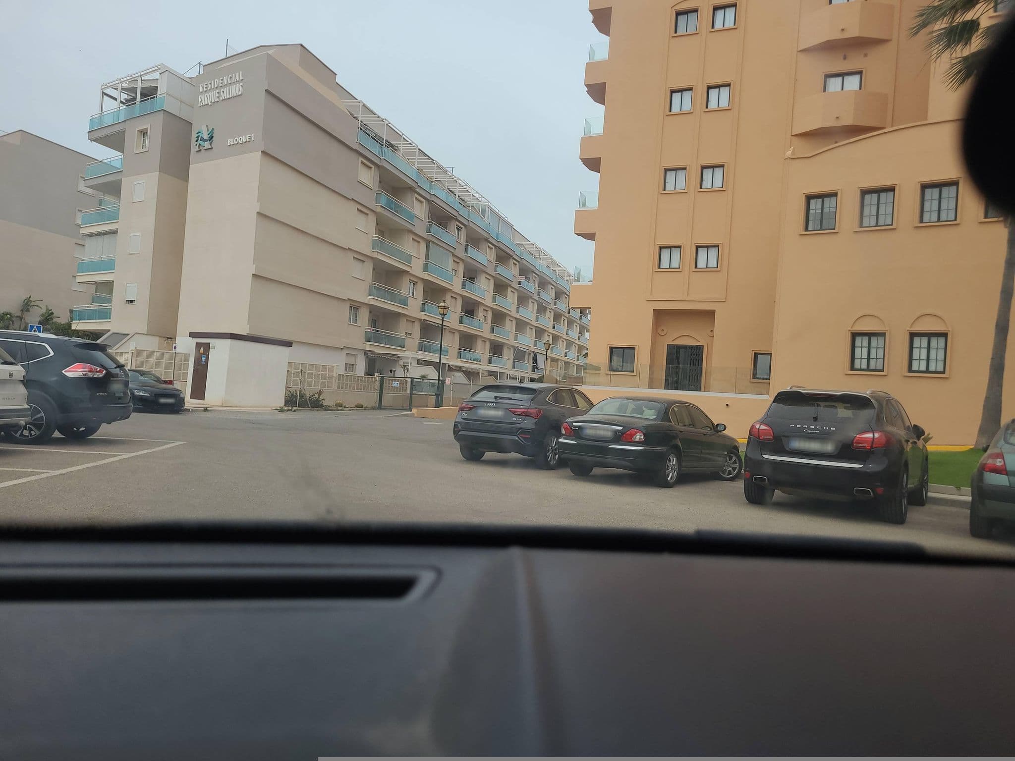 Street view near Hotel ATH las Salinas Park, Roquetas de Mar — © juasmita (CC BY-SA · Mapillary)