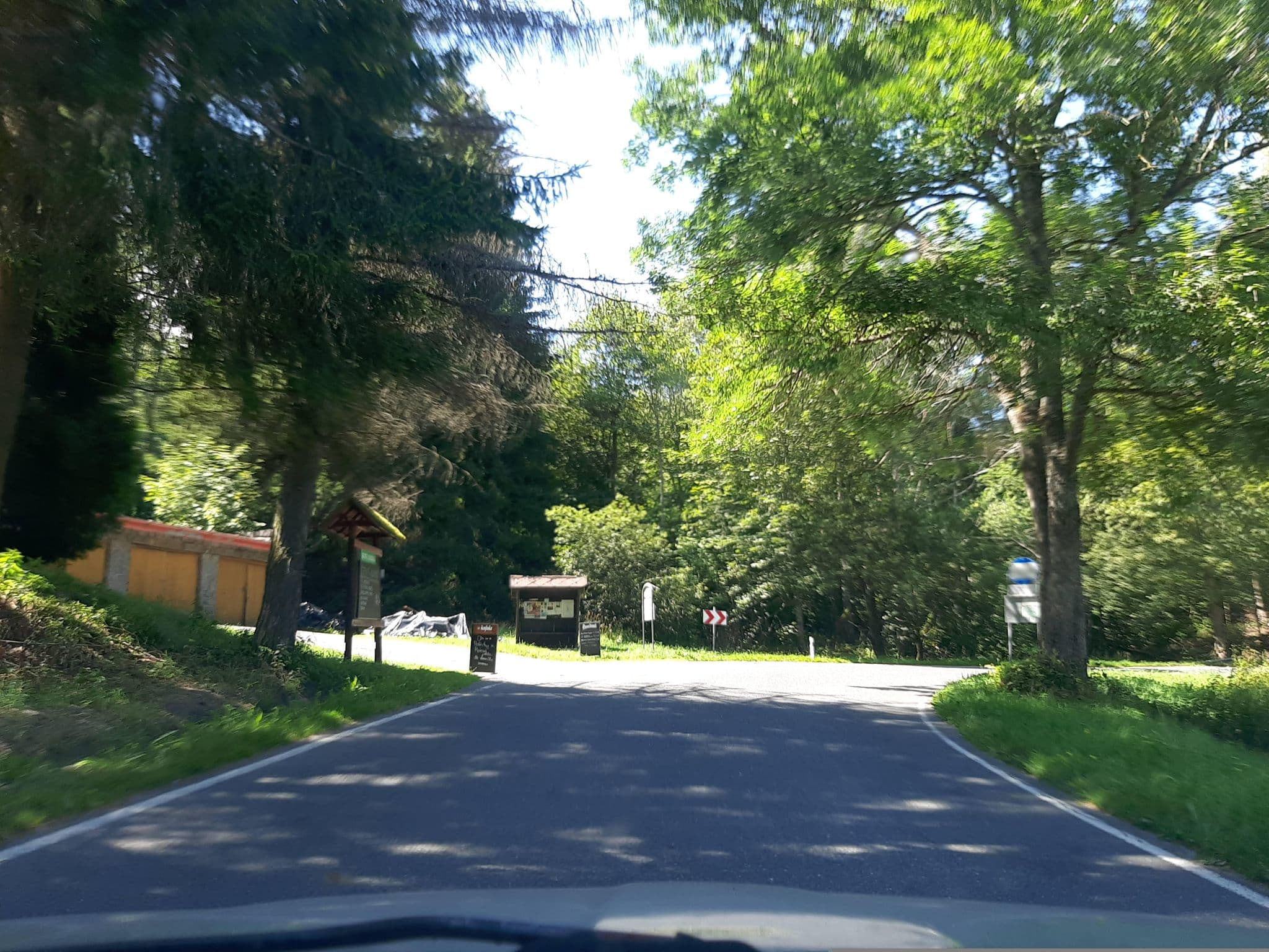 Street view near Chata Povydří, Kašperské Hory — © CBradioCZ (CC BY-SA · Mapillary)