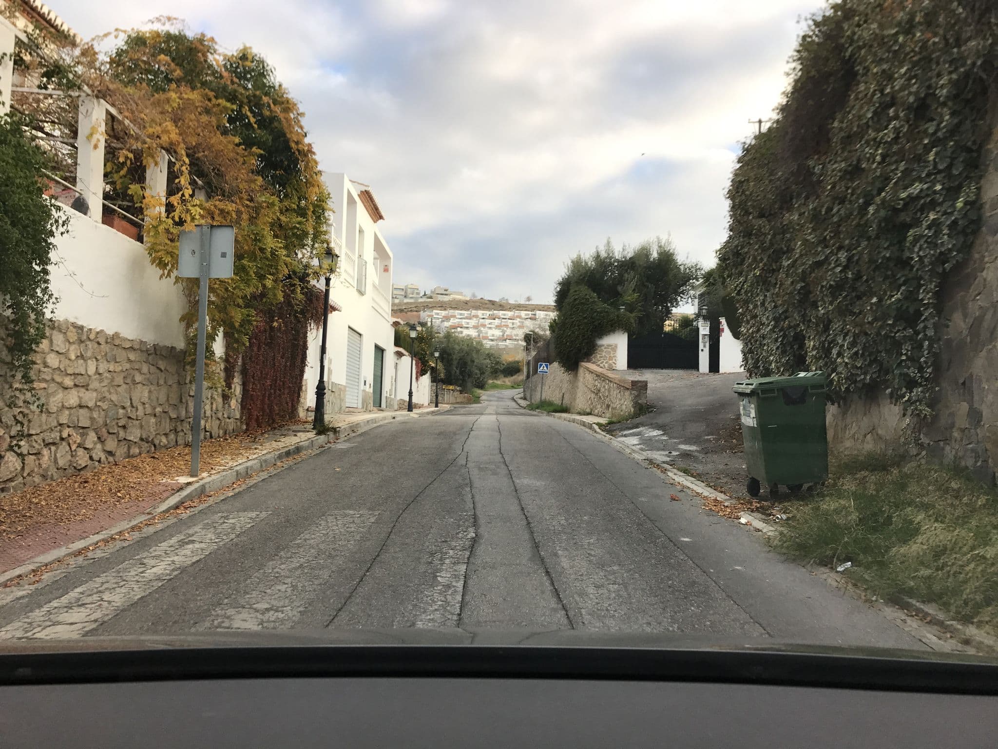 Street view near 까사꼰띠고, Huétor Vega — © rainerup (CC BY-SA · Mapillary)