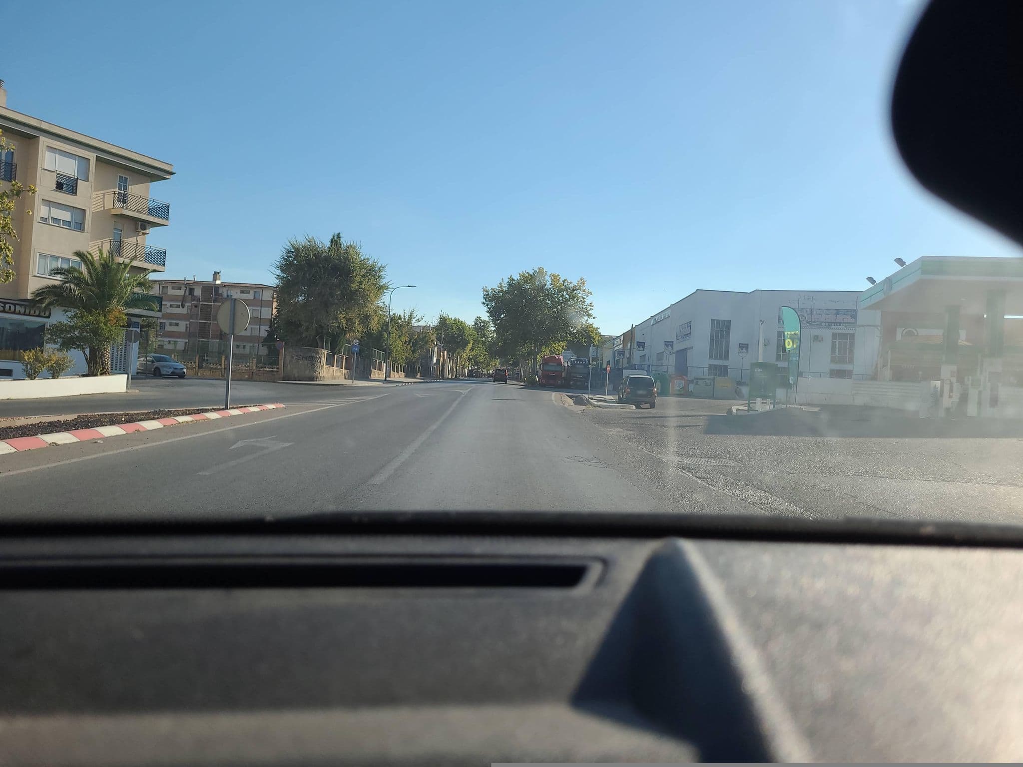 Street view near Hotel Ciudad de Ubeda, Úbeda — © juasmita (CC BY-SA · Mapillary)