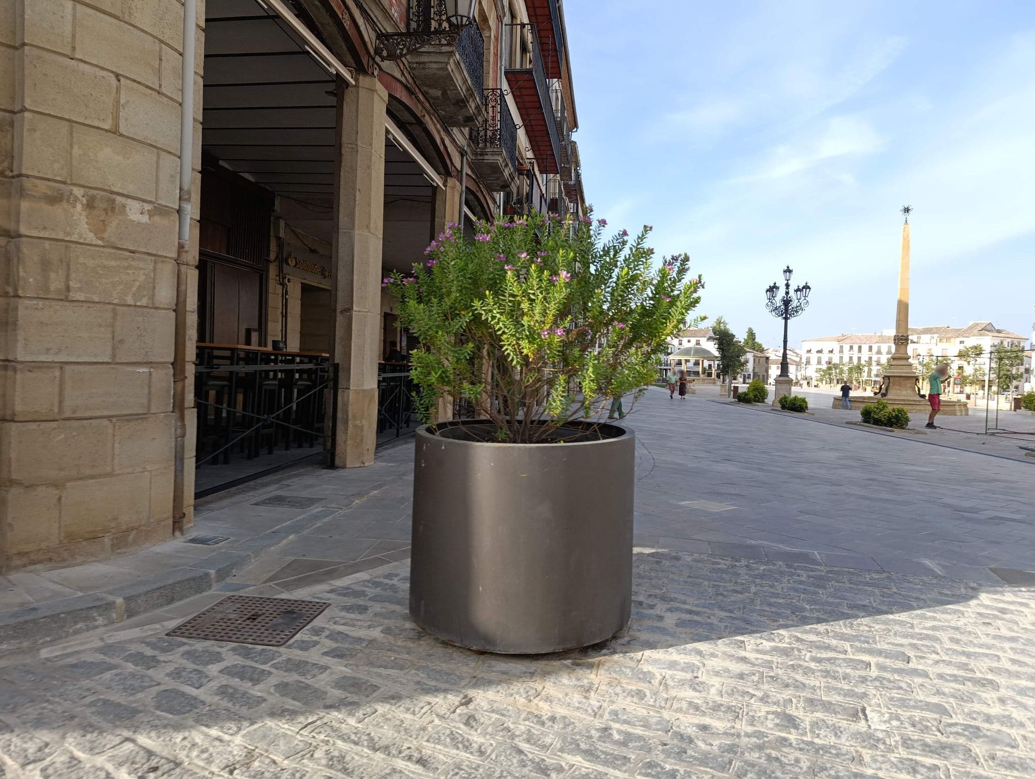 Street view near Hacienda la Laguna, Baeza — © C6H12O6 (CC BY-SA · Mapillary)