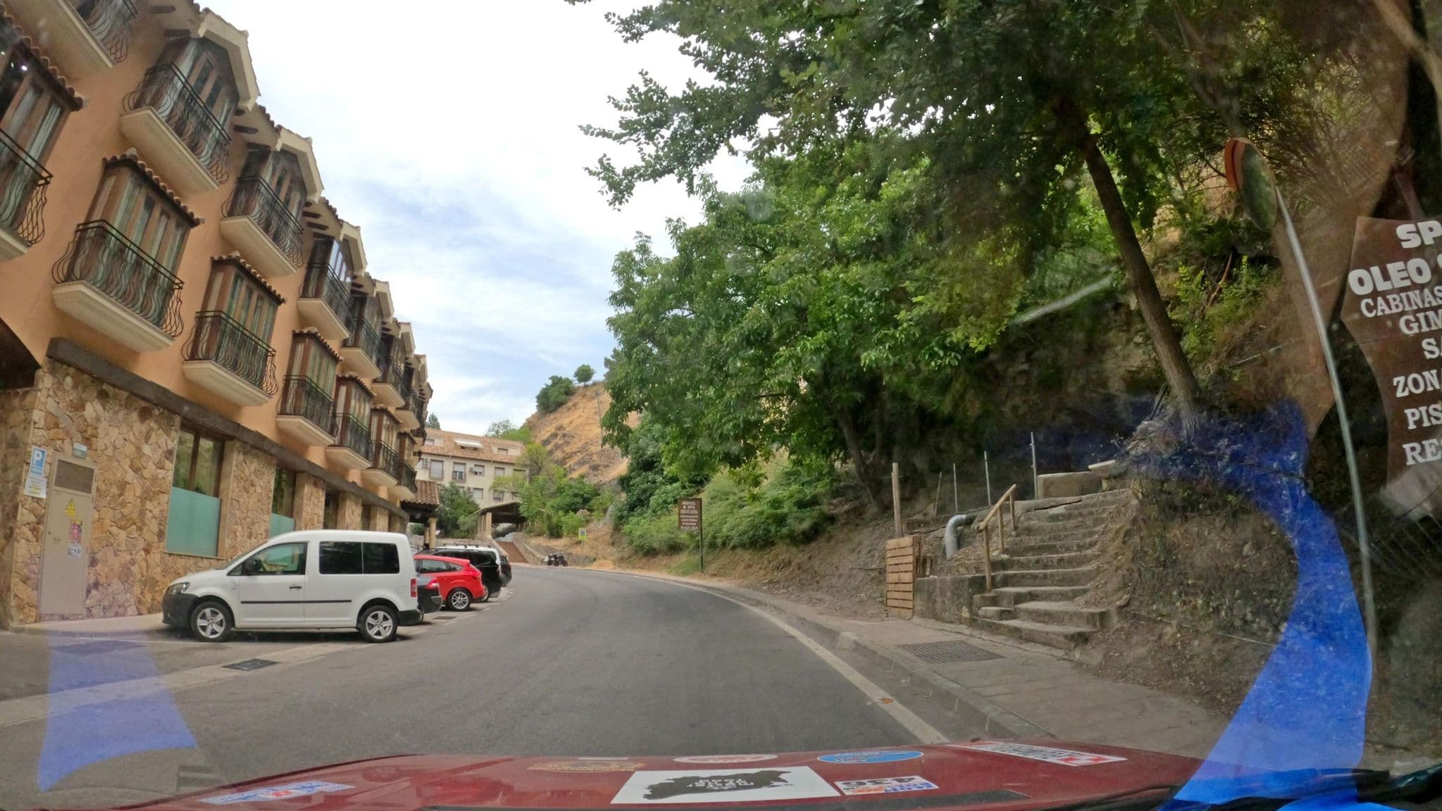 Street view near Apartamentos Fuente la Raja, La Iruela — © masterofnoroad (CC BY-SA · Mapillary)