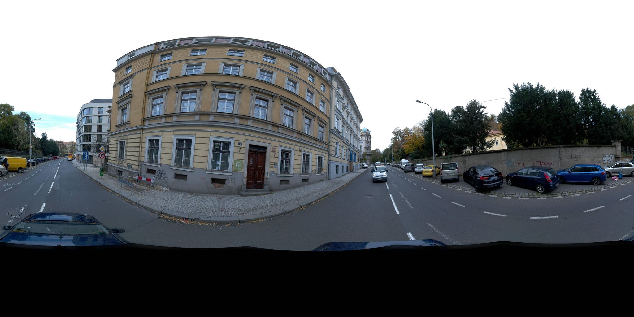 Street view near Kinsky Garden, Smíchov — © jeffreymartin (CC BY-SA · Mapillary)