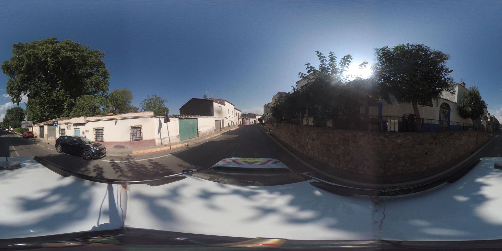 Street view near Albergue Juvenil Alonso Quijano, Ossa de Montiel — © AdgobaAlvac (CC BY-SA · Mapillary)