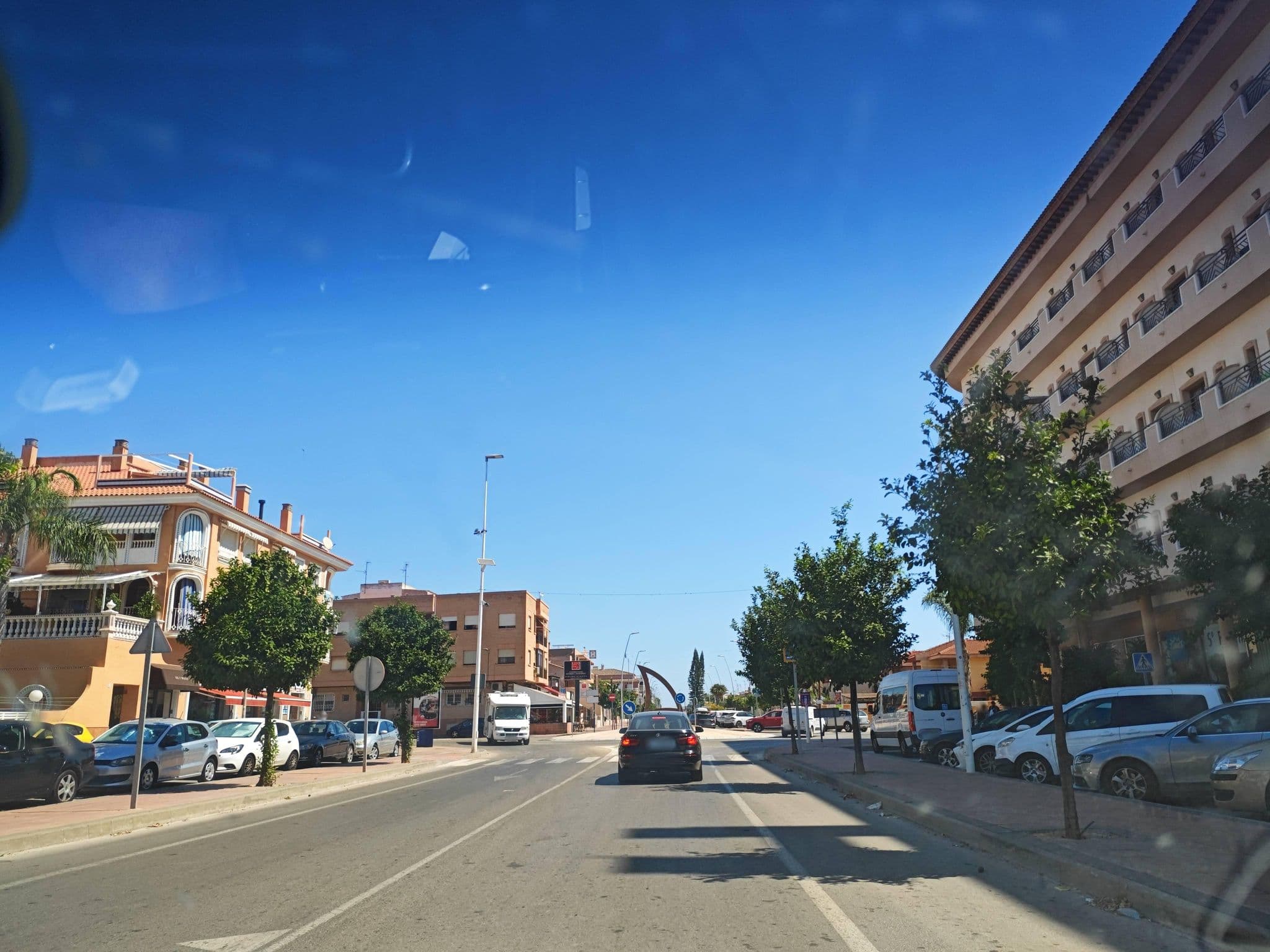 Street view near Hotel Costa Narejos Los Alcazares, Los Alcázares — © polkillas (CC BY-SA · Mapillary)
