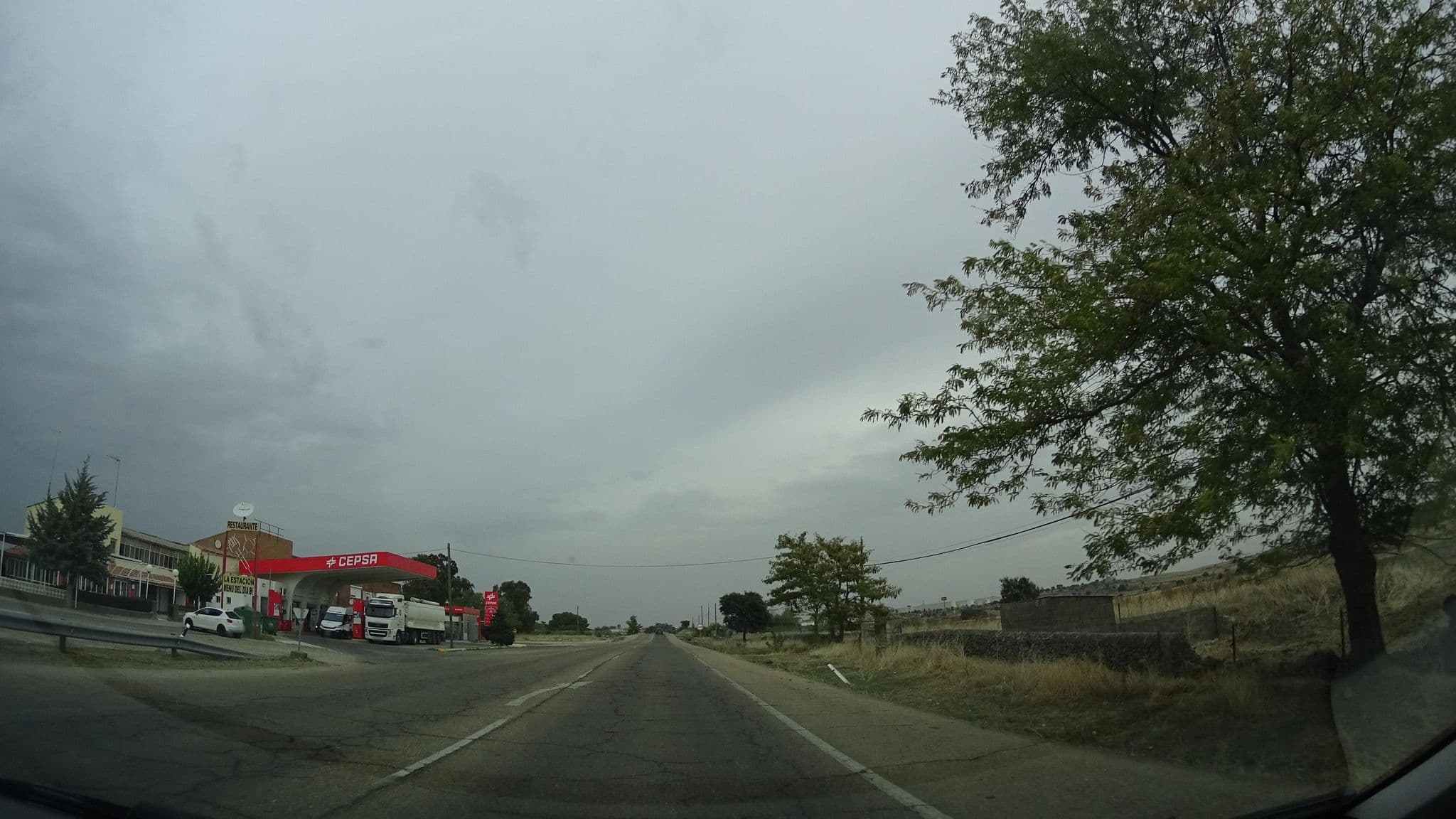 Street view near Hotel Perú by Bossh Hotels, Trujillo — © robertogeb (CC BY-SA · Mapillary)
