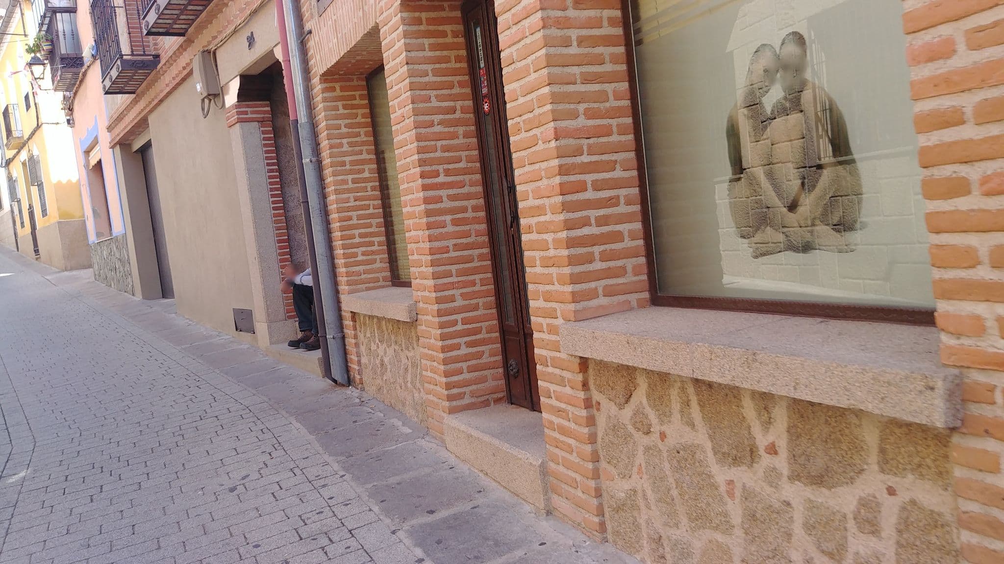 Street view near Casa Rural la Botica, Oropesa — © multimodaal (CC BY-SA · Mapillary)