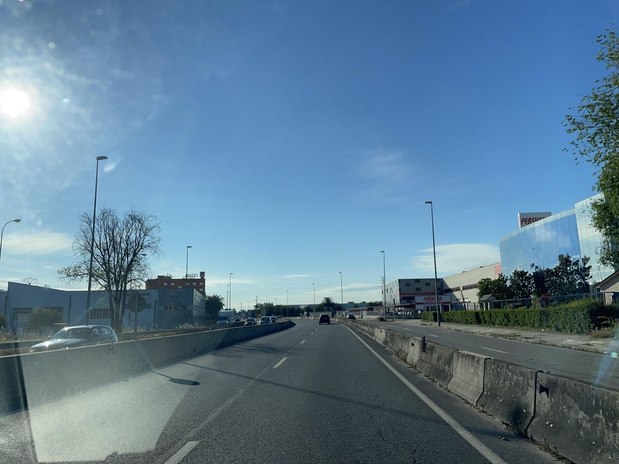 Street view near Hotel Ciudad de Fuenlabrada Centro Integrado de Servicios, Fuenlabrada — © seraq (CC BY-SA · Mapillary)