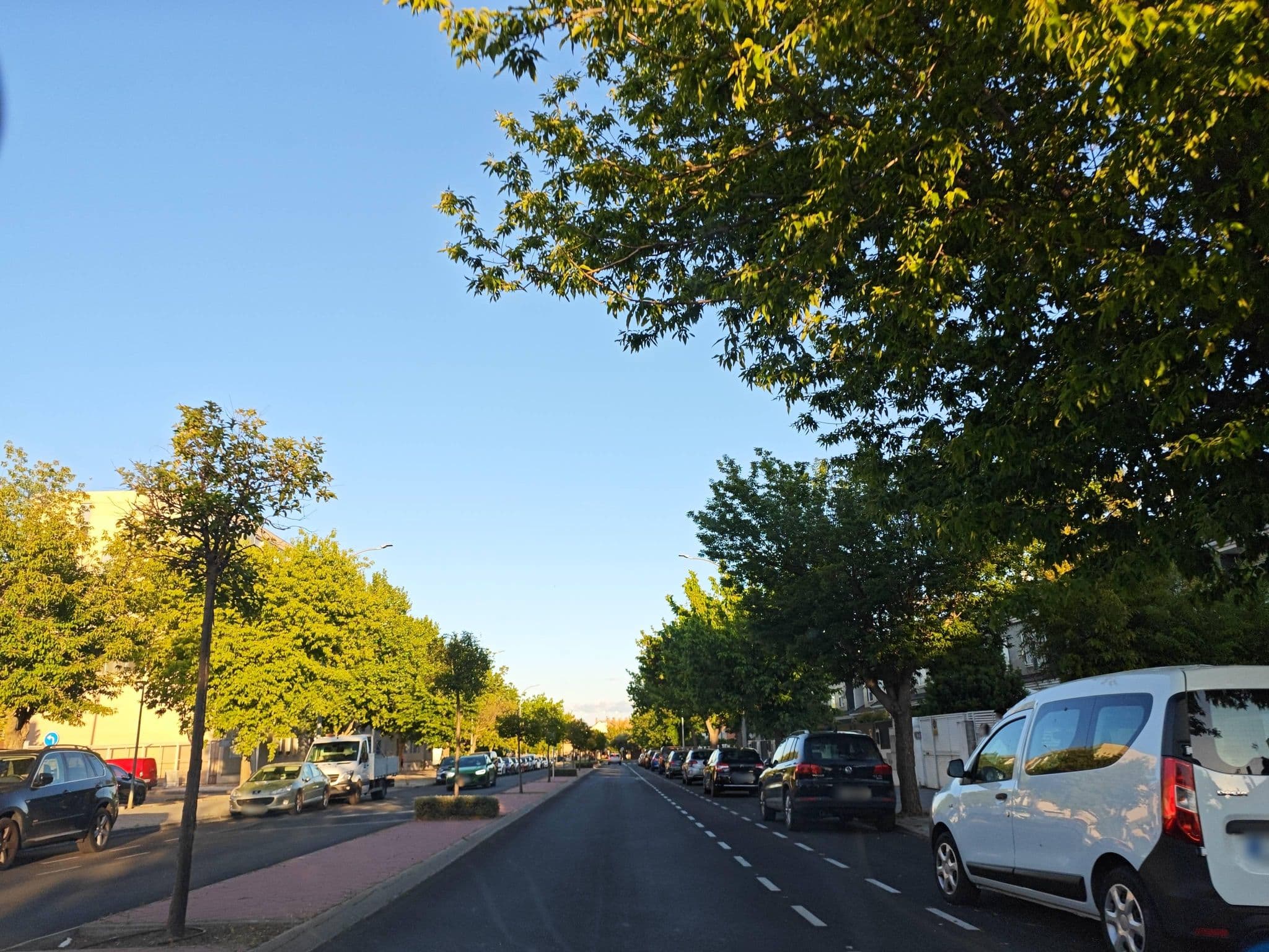 Street view near Alquiler Autocaravanas Madrid, Parla — © polkillas (CC BY-SA · Mapillary)