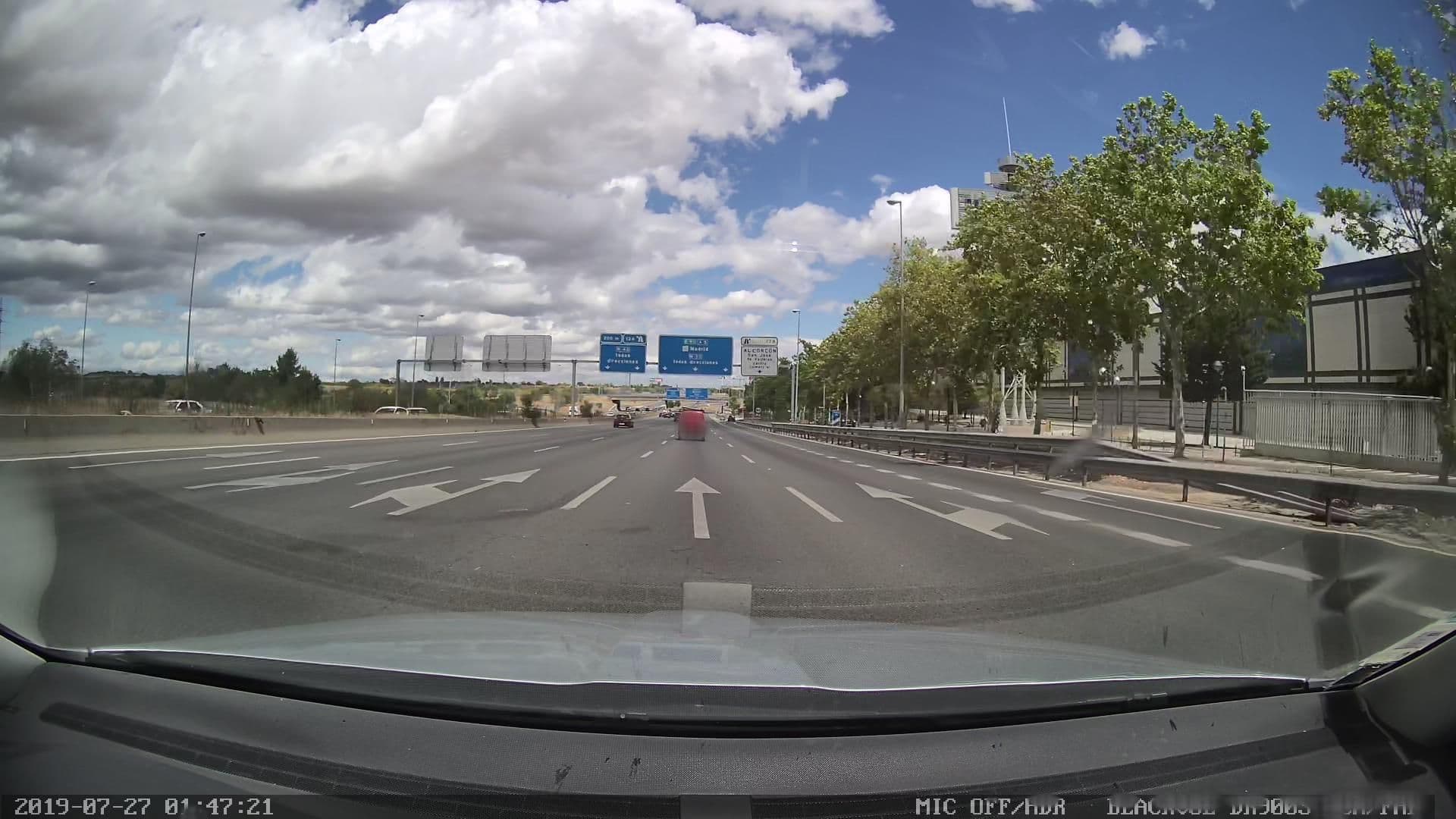 Street view near Eco Hostel, Alcorcón — © filipegraciosa (CC BY-SA · Mapillary)