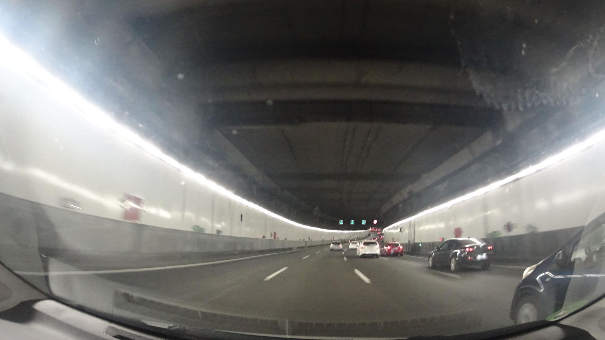 Street view near Waytostay, Palacio — © robertogeb (CC BY-SA · Mapillary)