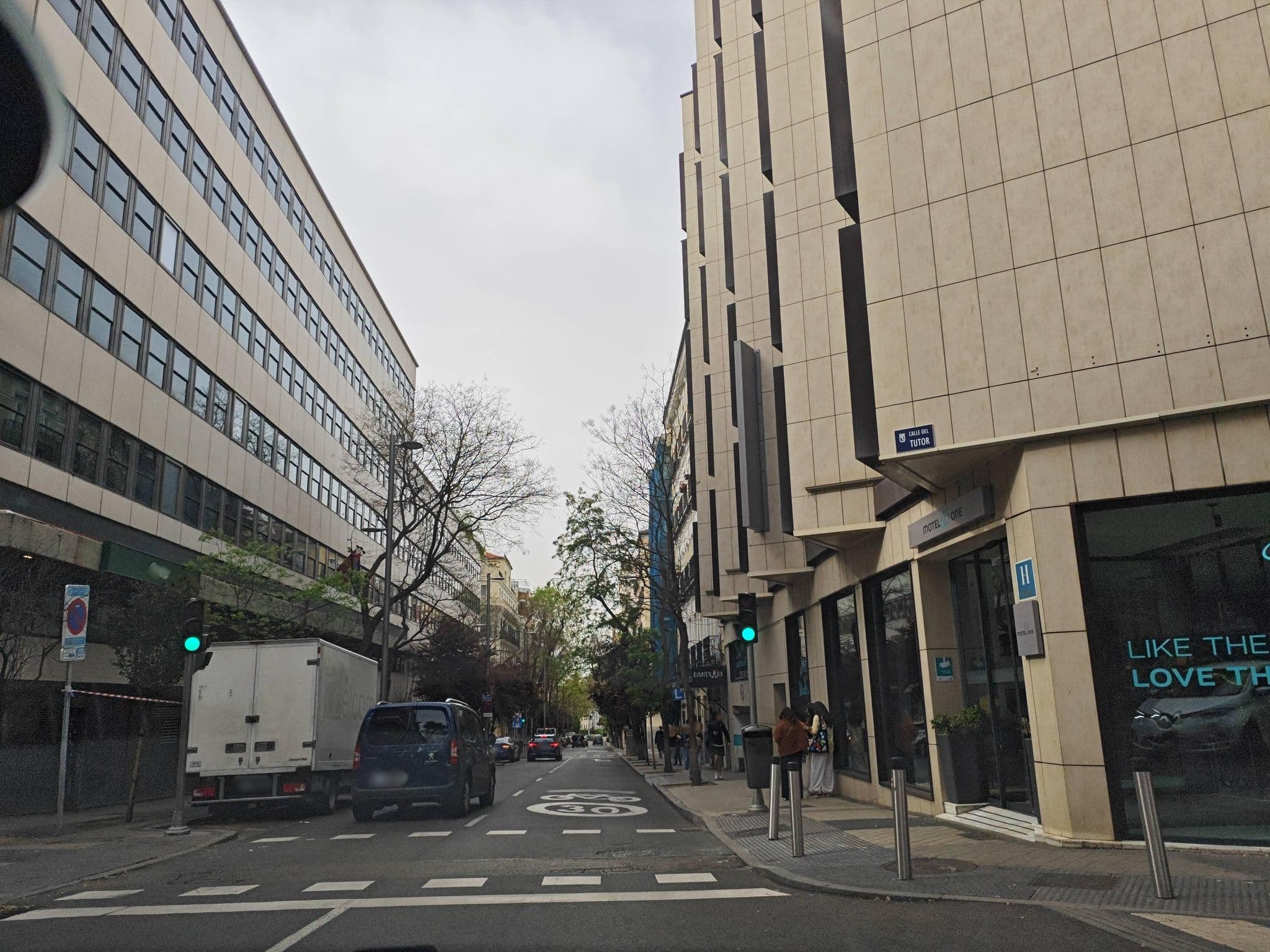 Street view near Accor Hoteles España, Argüelles — © polkillas (CC BY-SA · Mapillary)