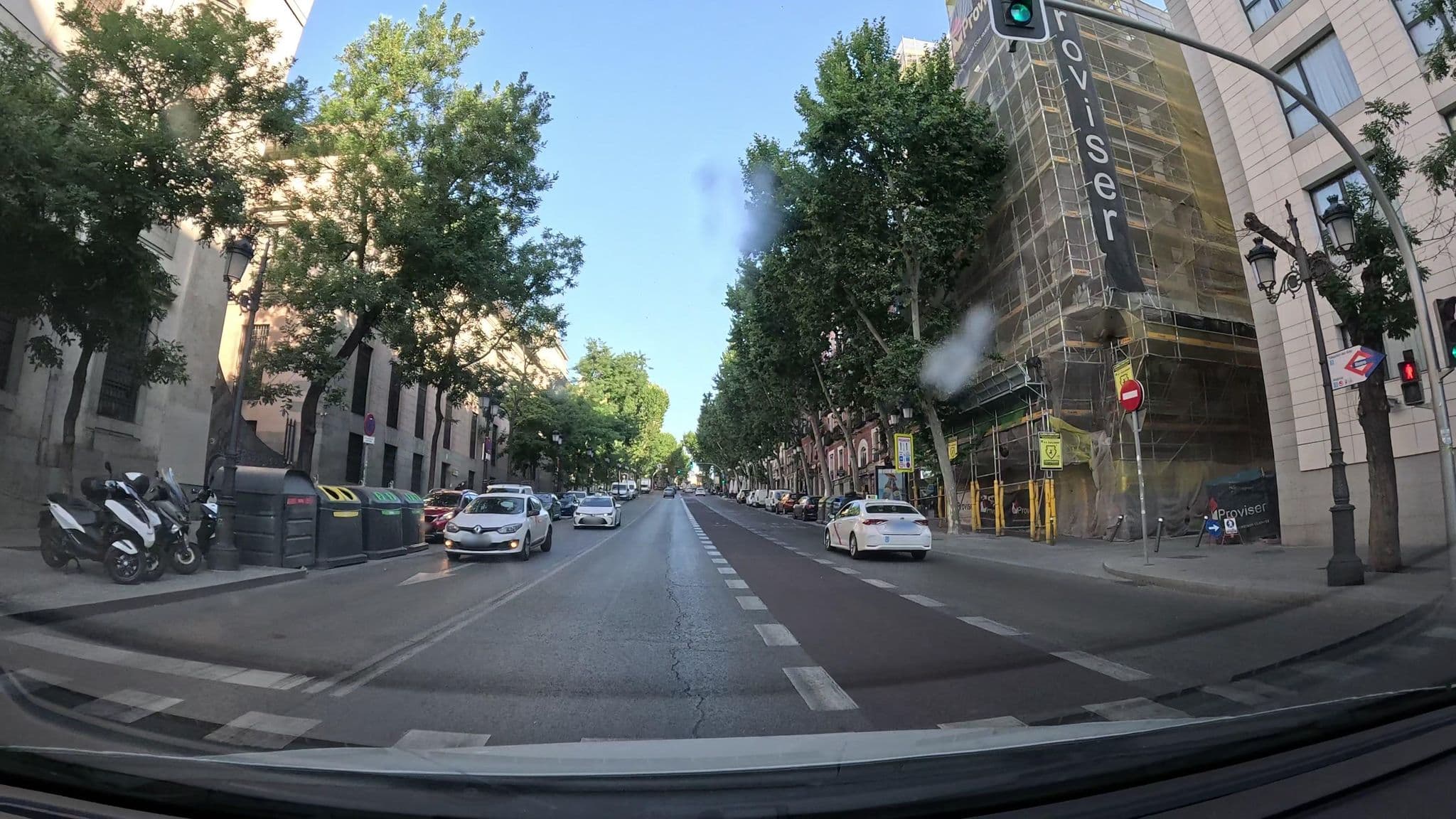 Street view near Hostal Aranzazu, Lavapiés — © Ralvar (CC BY-SA · Mapillary)