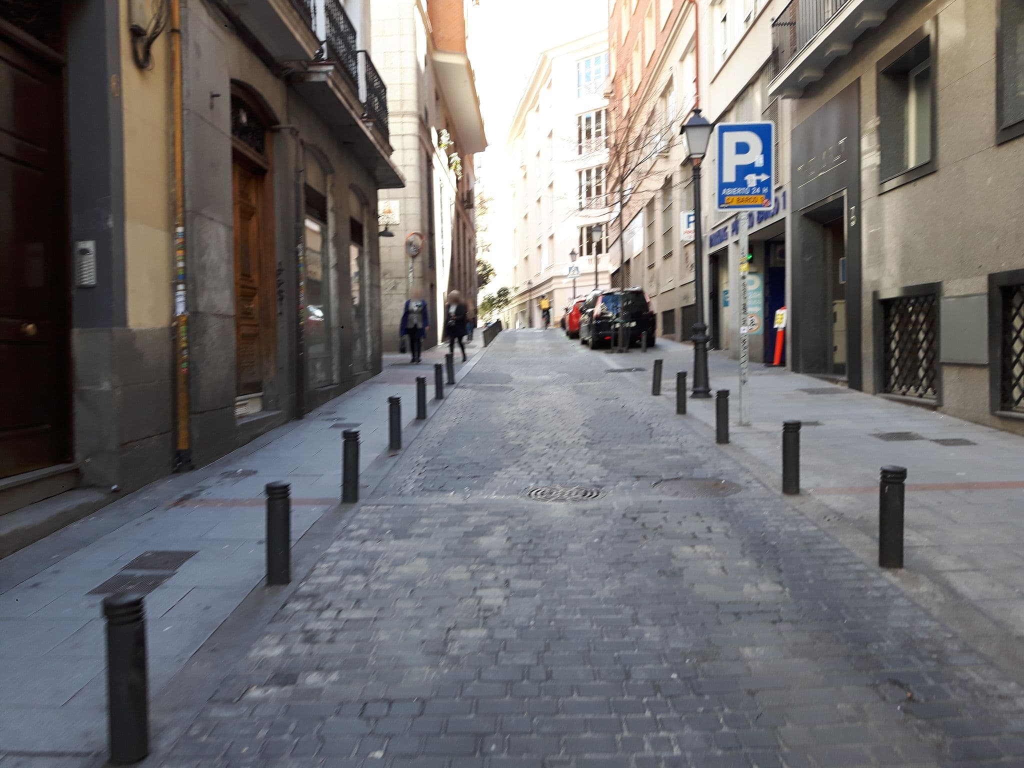 Street view near guesthouse village, Madrid Centro — © wusel007 (CC BY-SA · Mapillary)