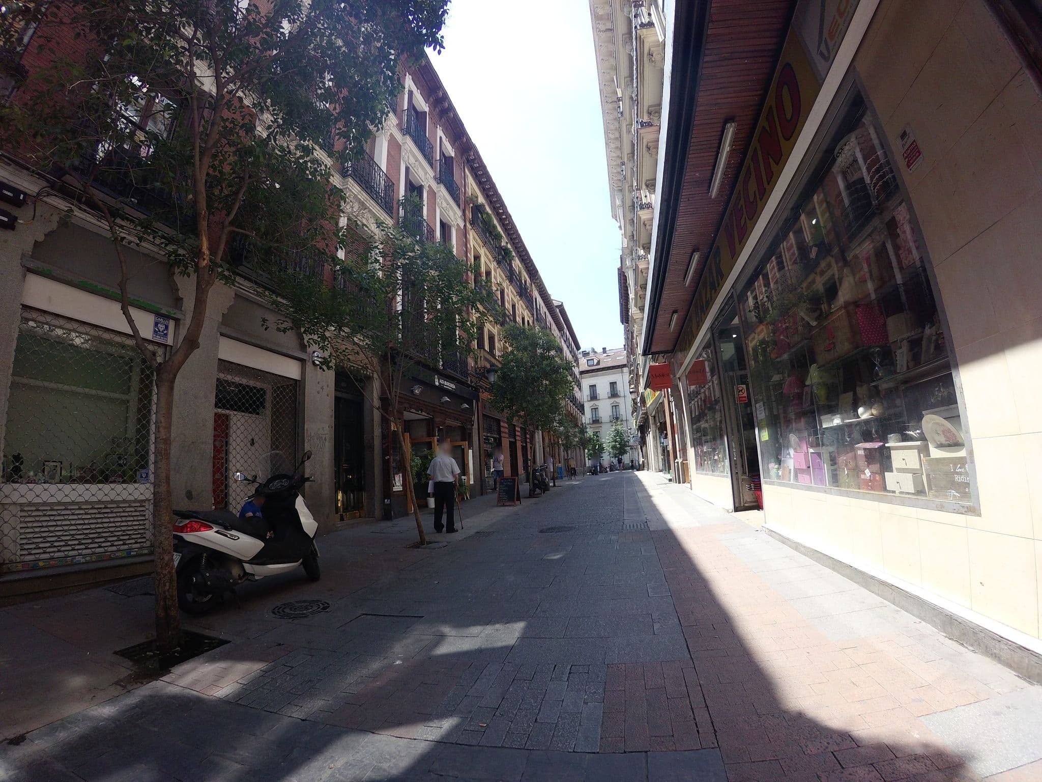 Street view near Hostal Sara, Las Cortes — © angoca (CC BY-SA · Mapillary)