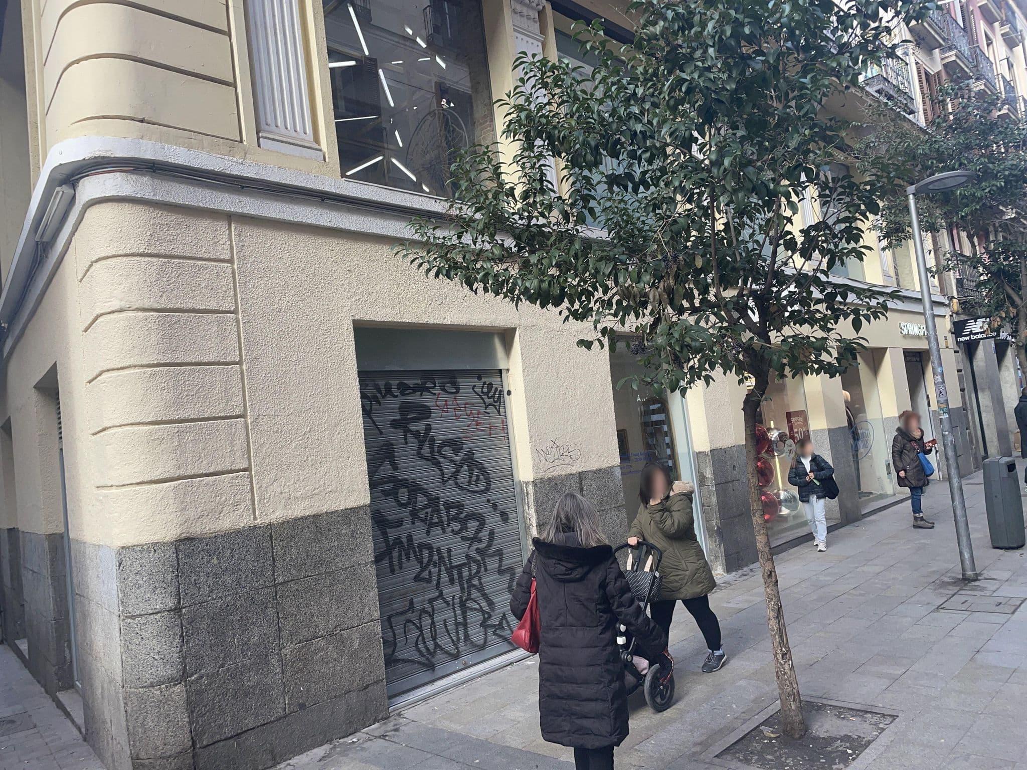 Street view near Hostel Zamoran Madrid, Madrid Centro — © seraq (CC BY-SA · Mapillary)