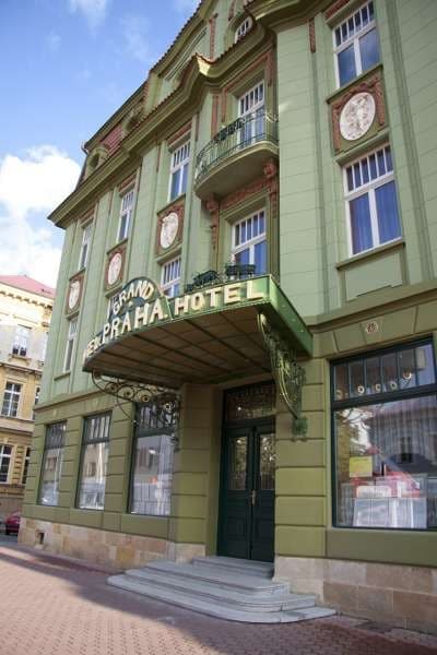 Grand Hotel Praha (via Wikimedia Commons, CC BY-SA 3.0)