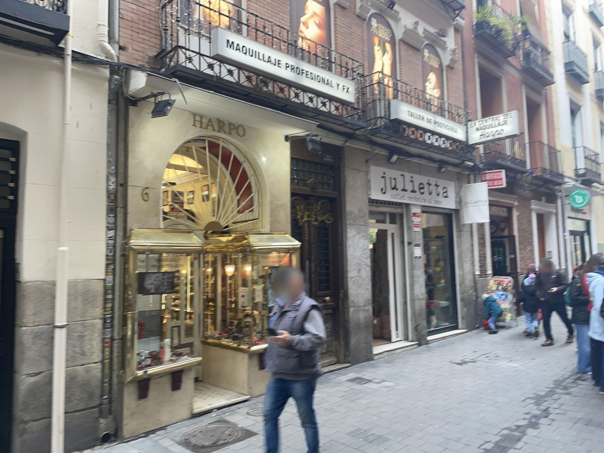 Street view near Hostal Las Murallas, Madrid Centro — © seraq (CC BY-SA · Mapillary)