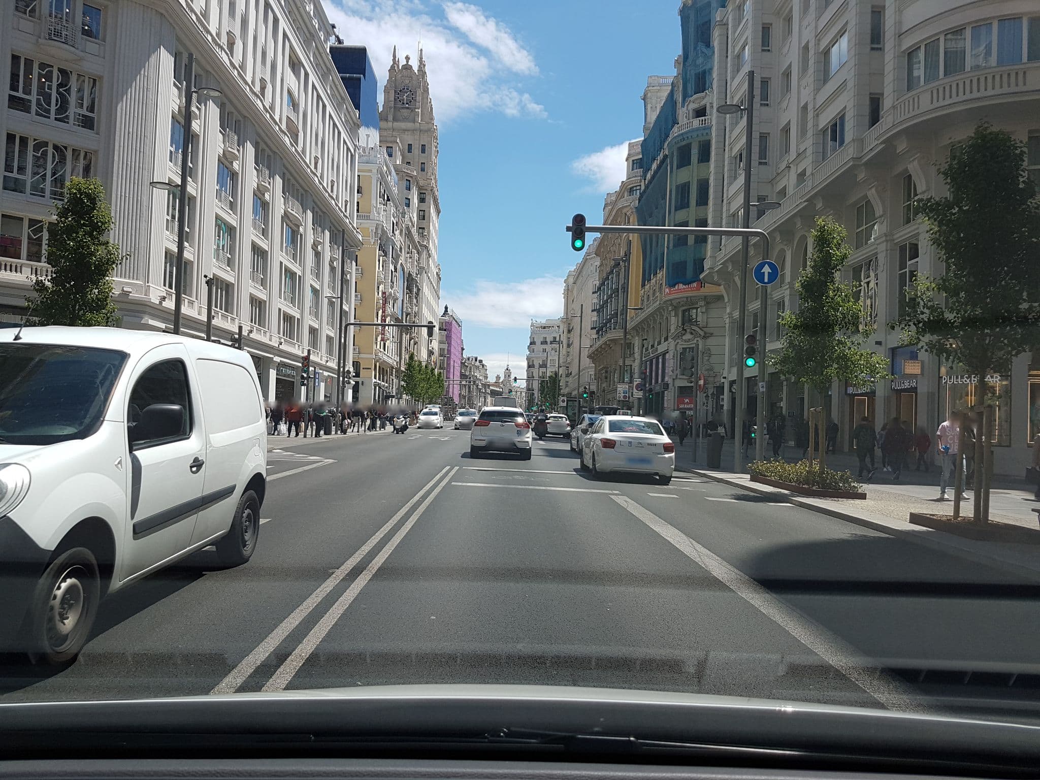 Street view near Hotel Negresco Aquarium, Madrid Centro — © Ralvar (CC BY-SA · Mapillary)