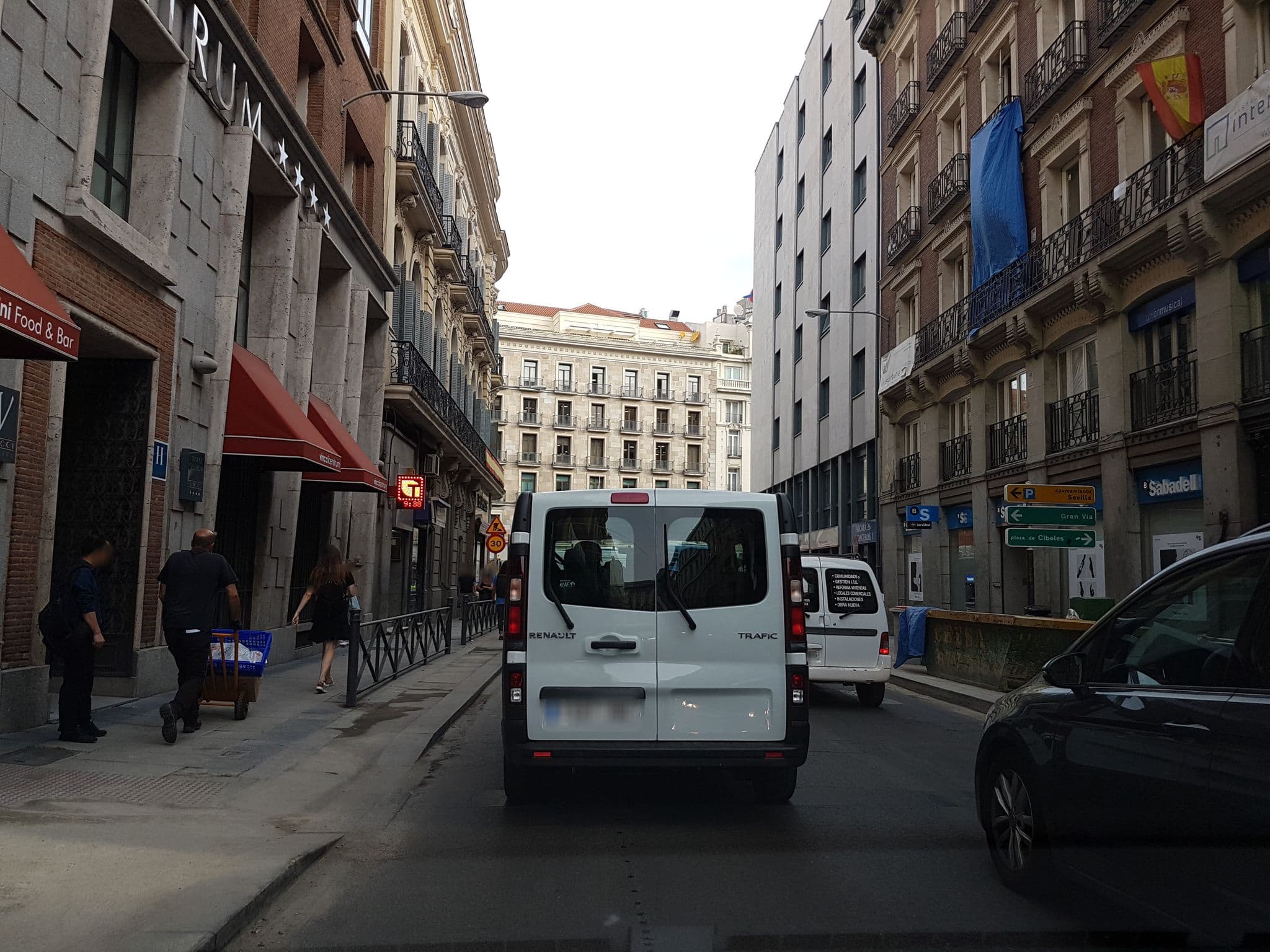 Street view near Bolívar, Las Cortes — © Ralvar (CC BY-SA · Mapillary)