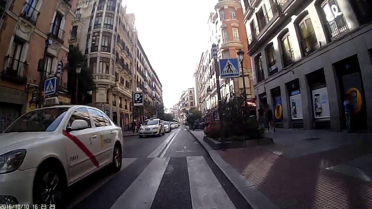 Street view near Lujo Madrid Centro W, Sol — © kresp0_video (CC BY-SA · Mapillary)