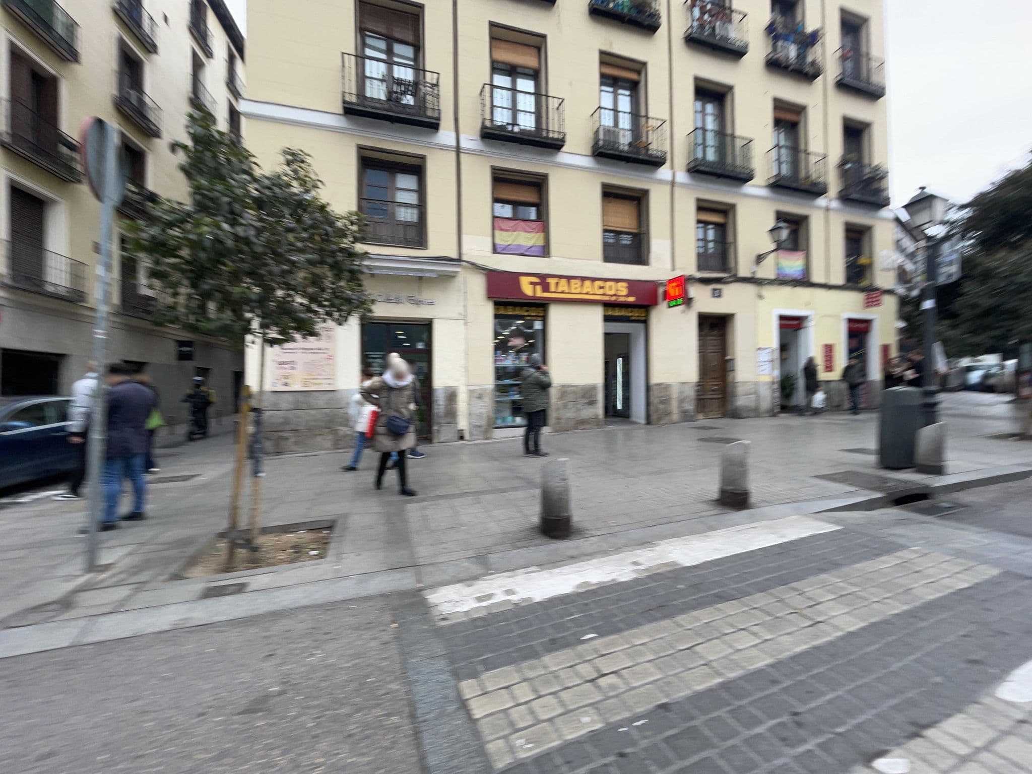 Street view near Hostal Apolo, La Latina — © seraq (CC BY-SA · Mapillary)