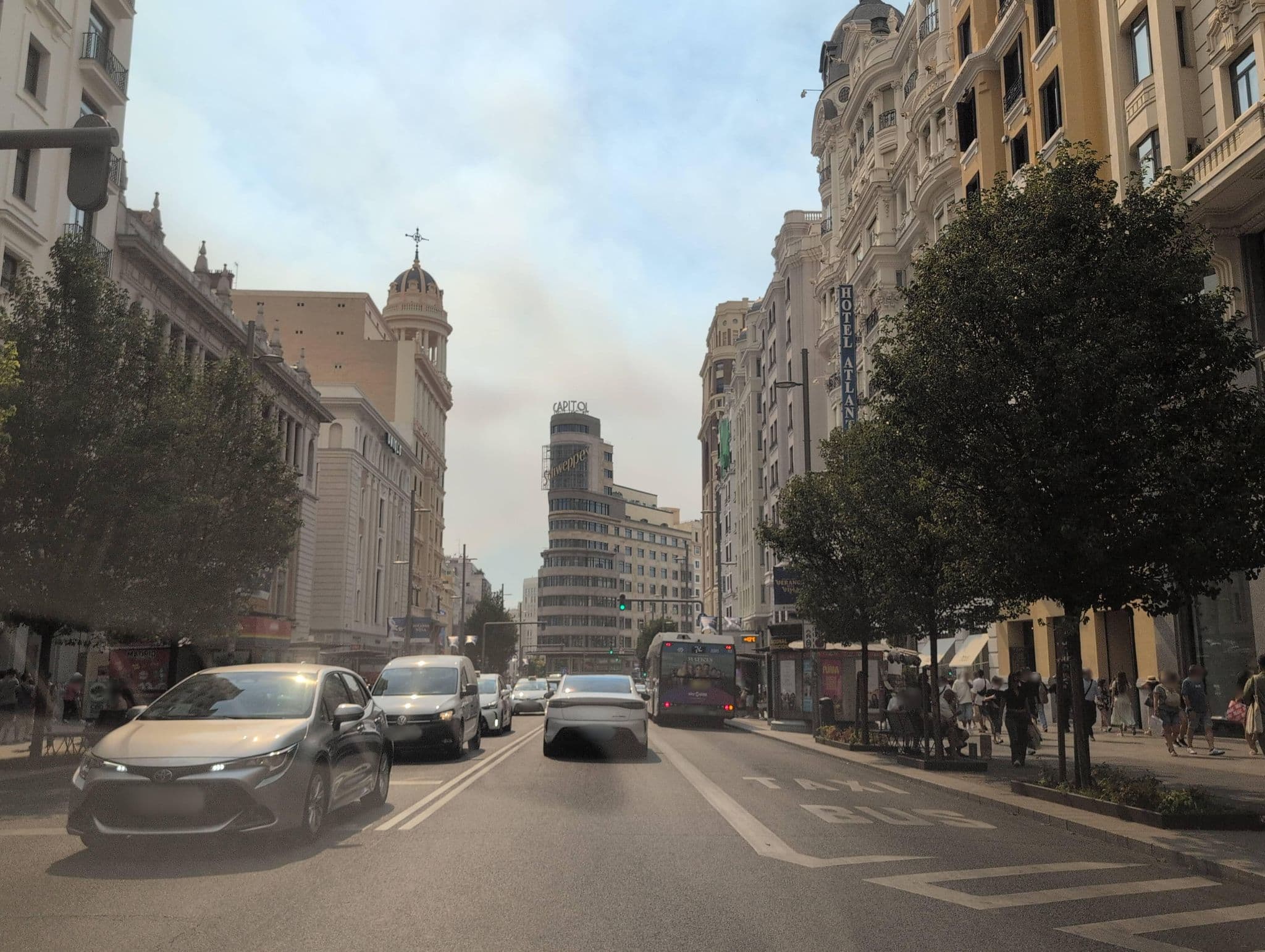 Street view near Sol Melia, Madrid Centro — © Albergarri788 (CC BY-SA · Mapillary)