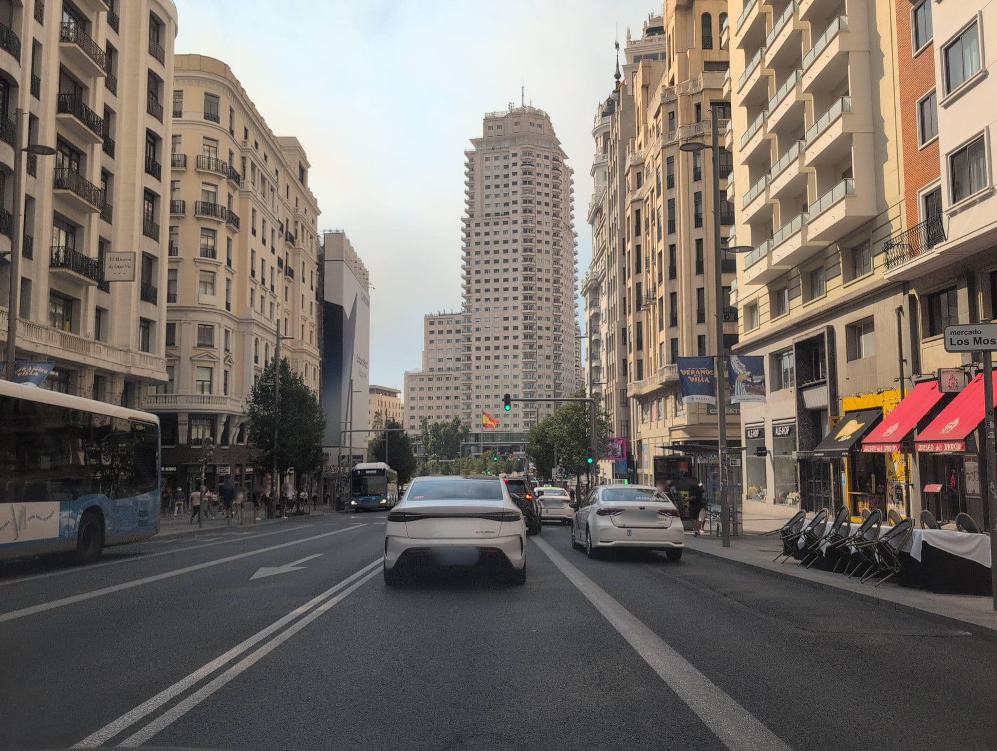 Street view near Senator Gran Vía 70 Hotel, Universidad — © Albergarri788 (CC BY-SA · Mapillary)