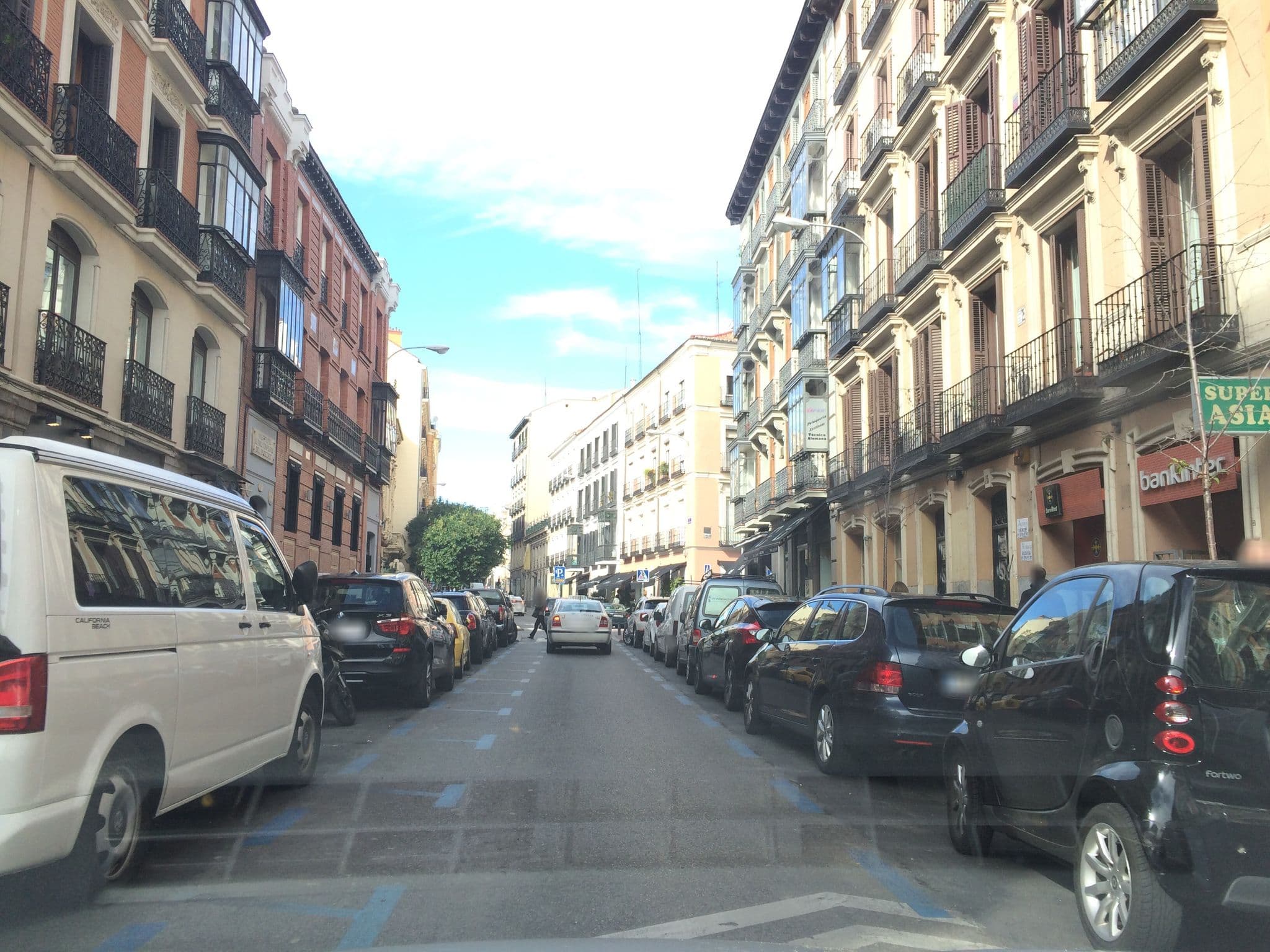 Street view near Softguide Madrid, Justicia — © radnaj (CC BY-SA · Mapillary)