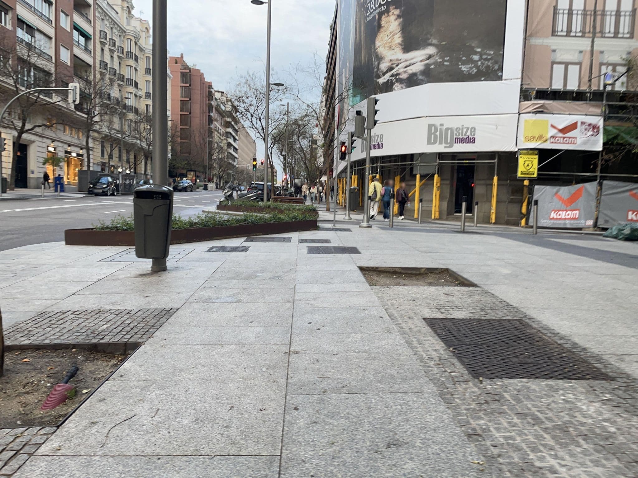 Street view near Estabona Management Slu, Castellana — © seraq (CC BY-SA · Mapillary)