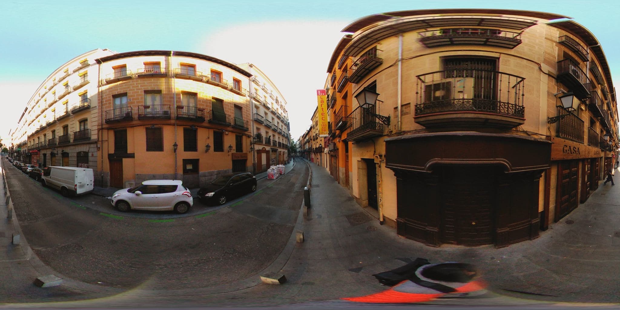 Street view near Loft Cava Alta, La Latina — © ccossio (CC BY-SA · Mapillary)