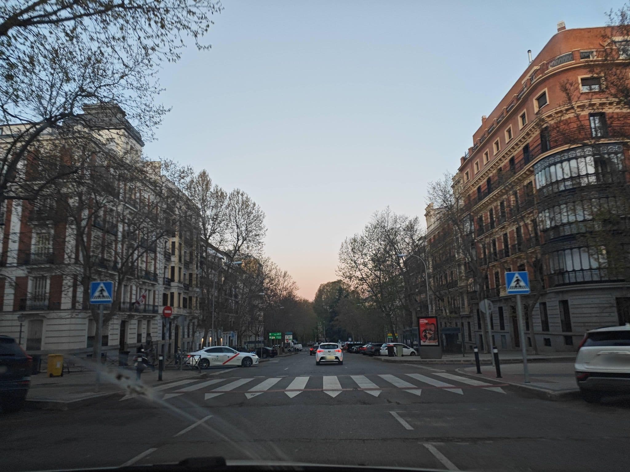 Street view near Fontecruz Hoteles, Jerónimos — © polkillas (CC BY-SA · Mapillary)