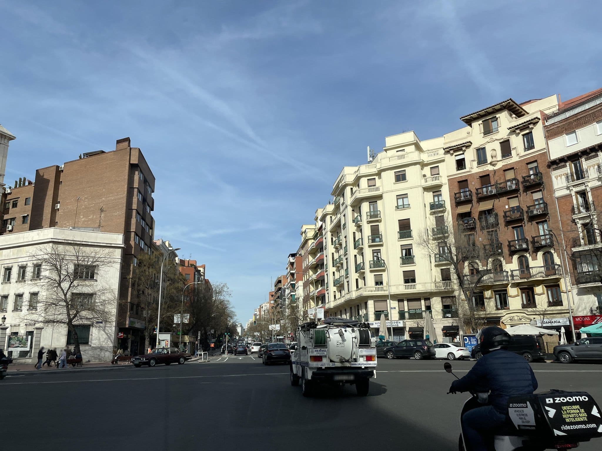 Street view near Fuenlabrada, Trafalgar — © seraq (CC BY-SA · Mapillary)