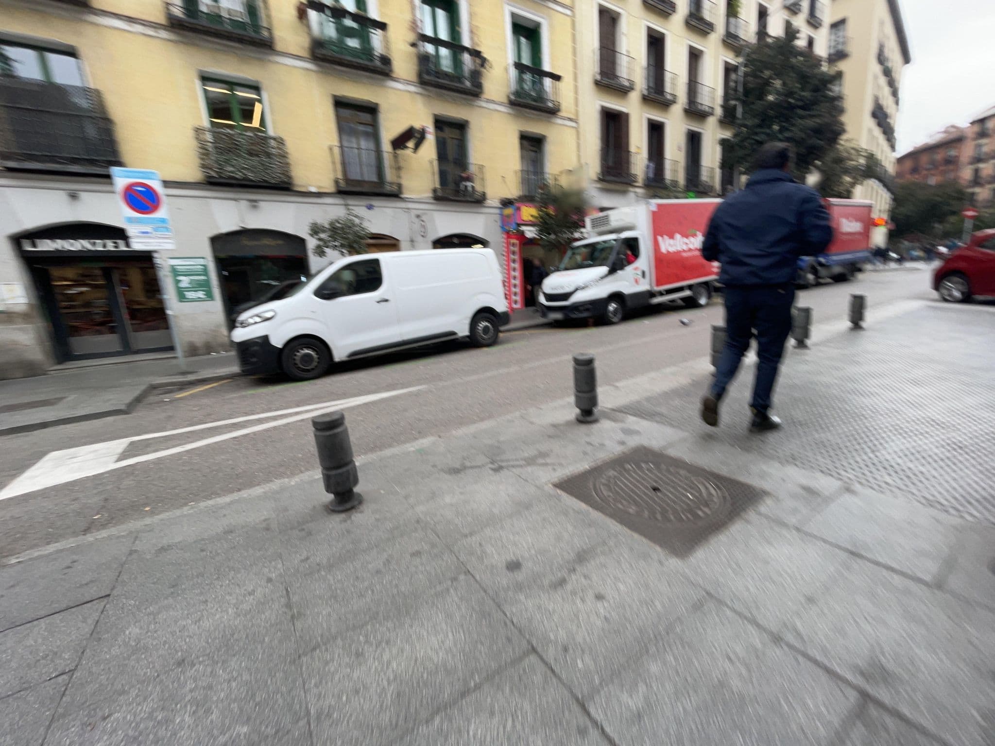 Street view near NoMad Rastro II, La Latina — © seraq (CC BY-SA · Mapillary)