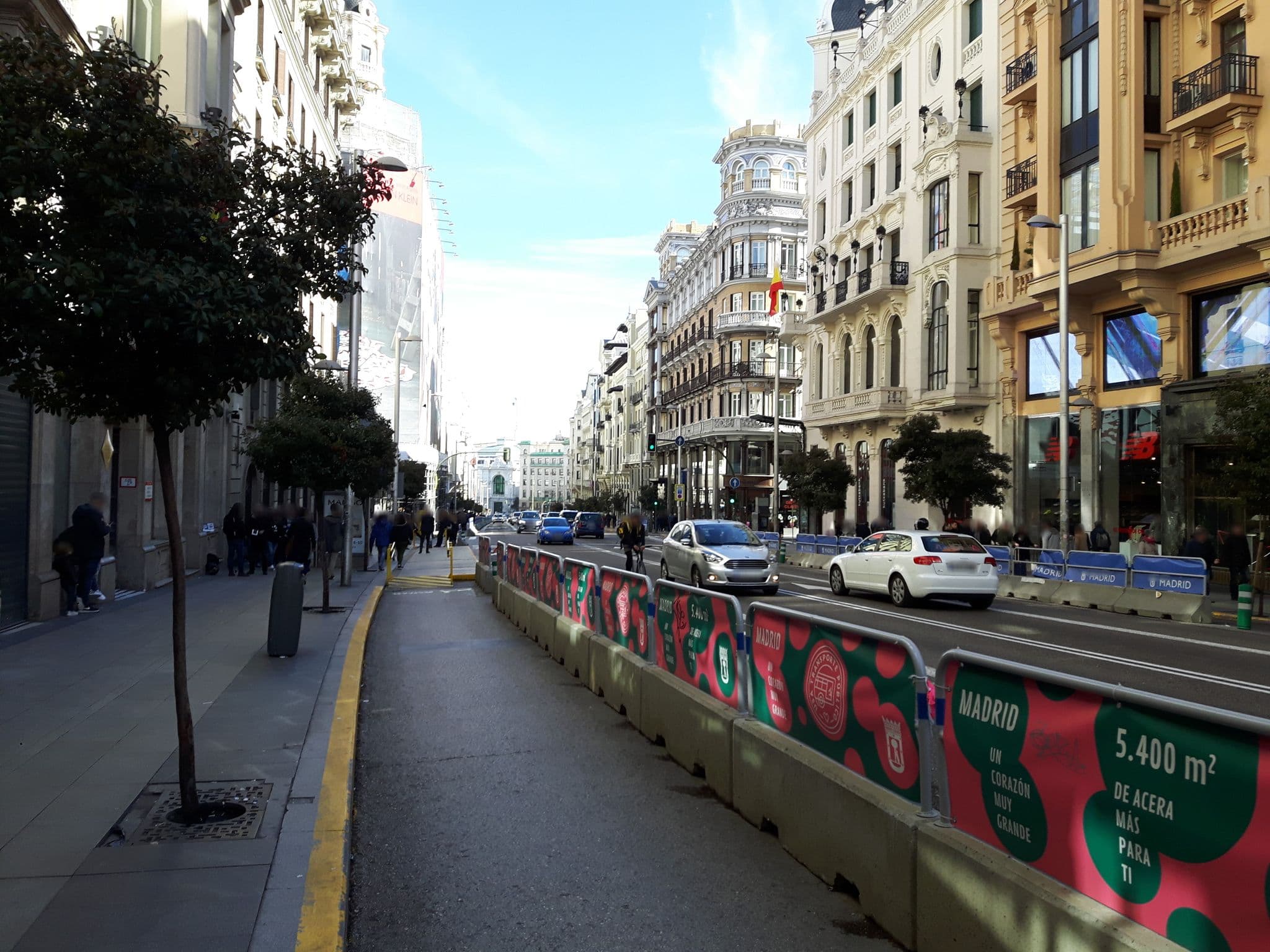 Street view near Hostal Felipe V, Madrid Centro — © wusel007 (CC BY-SA · Mapillary)