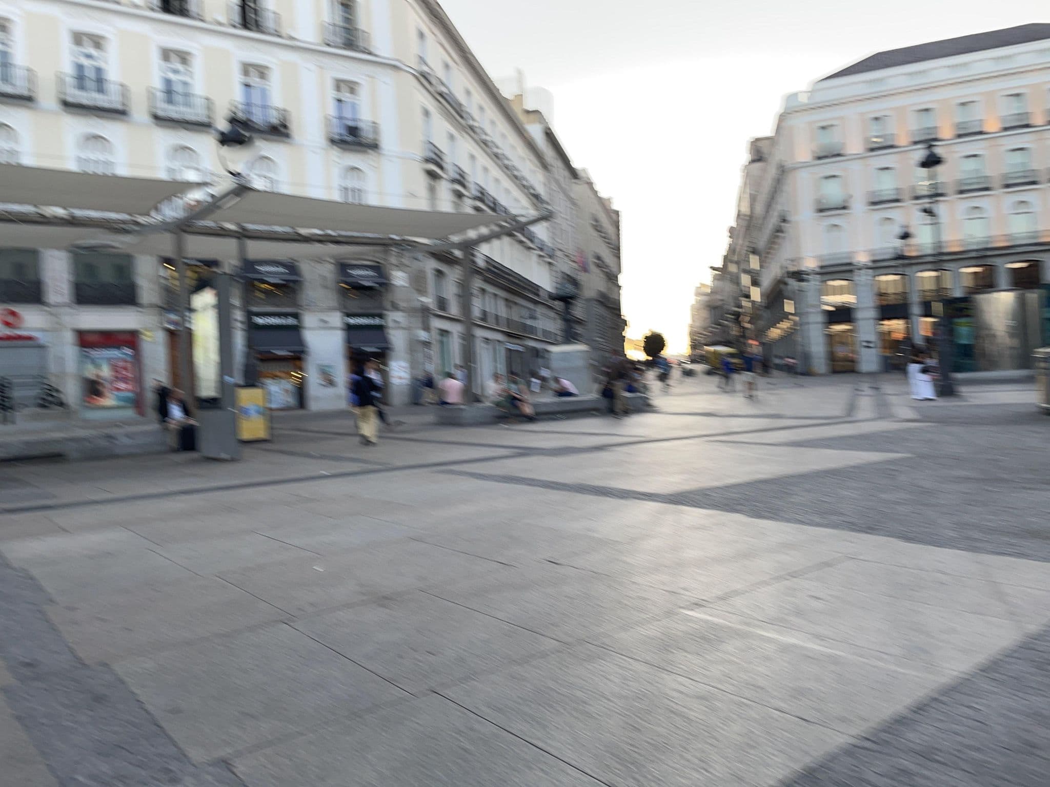 Street view near Hostel Victoria 11, Sol — © seraq (CC BY-SA · Mapillary)