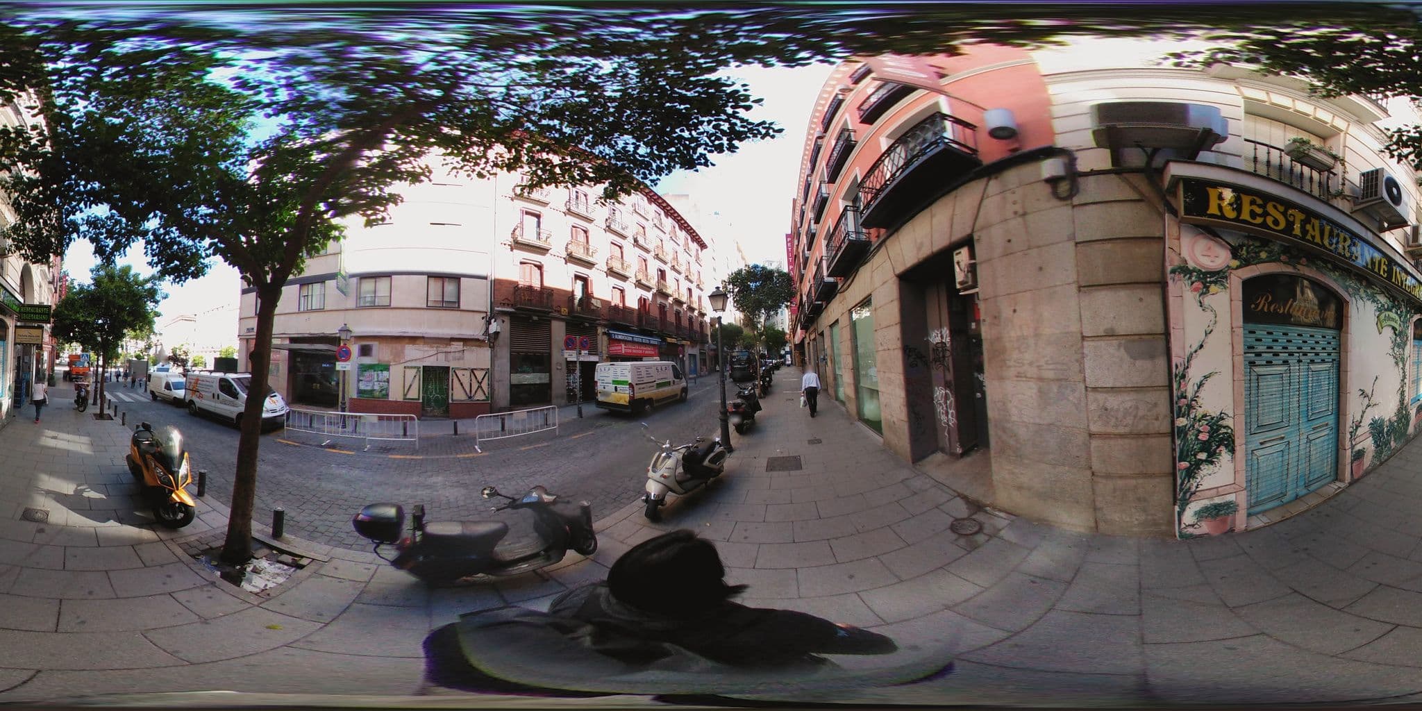 Street view near Ou - Li Pension, Madrid Centro — © ccossio (CC BY-SA · Mapillary)