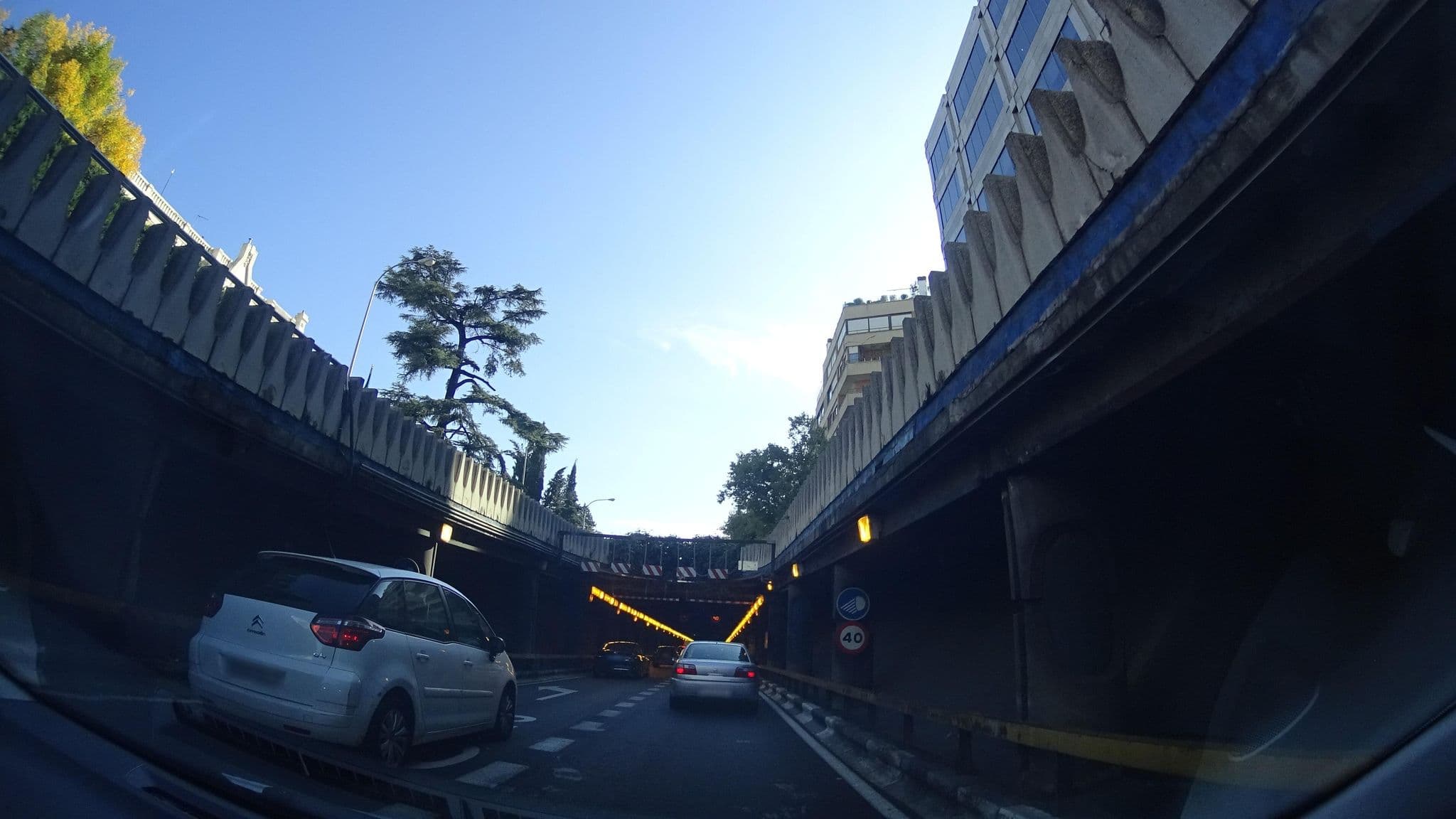 Street view near Services Petroliers Schlumberger, Castellana — © robertogeb (CC BY-SA · Mapillary)